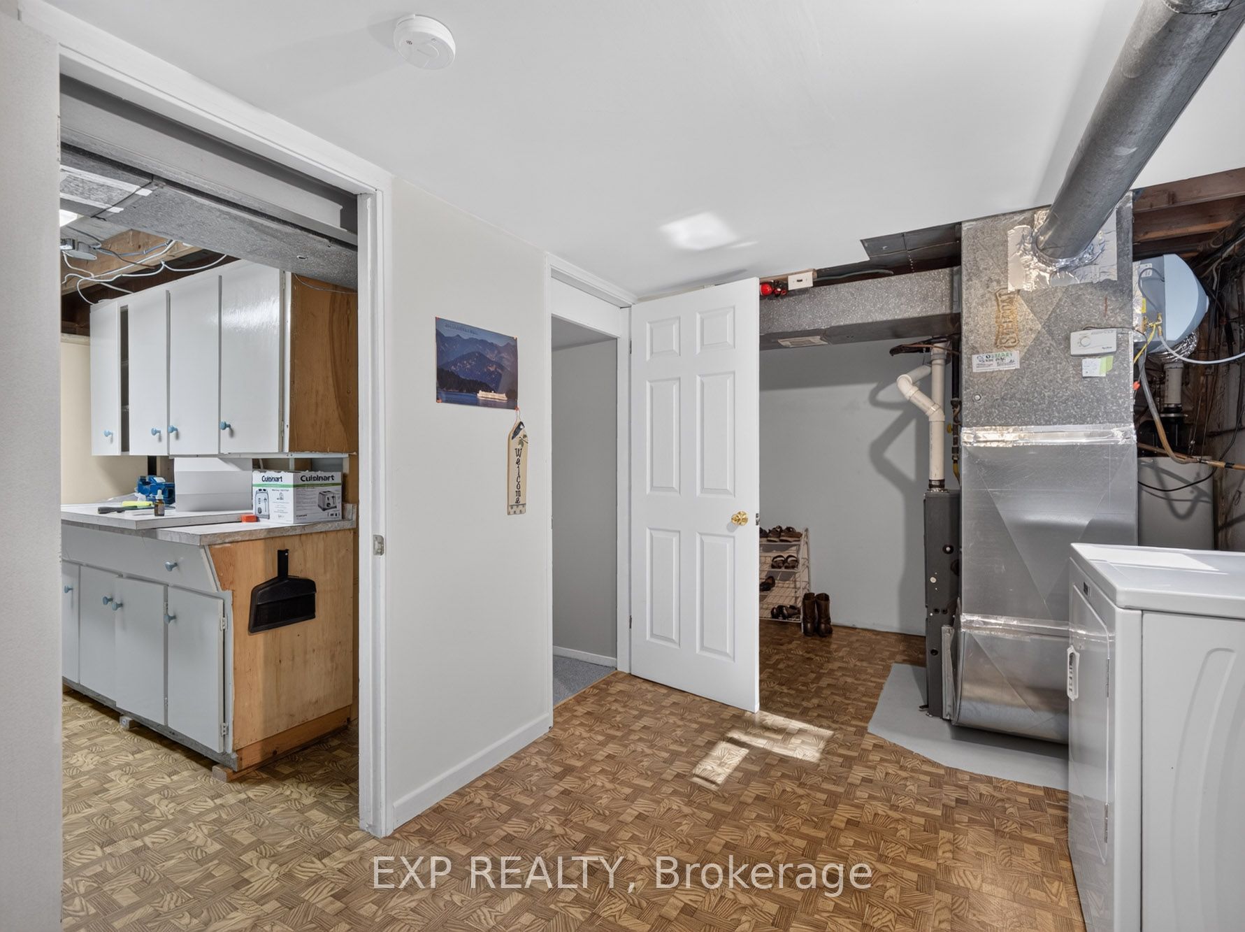 4543 Montrose Road Property Photo 26