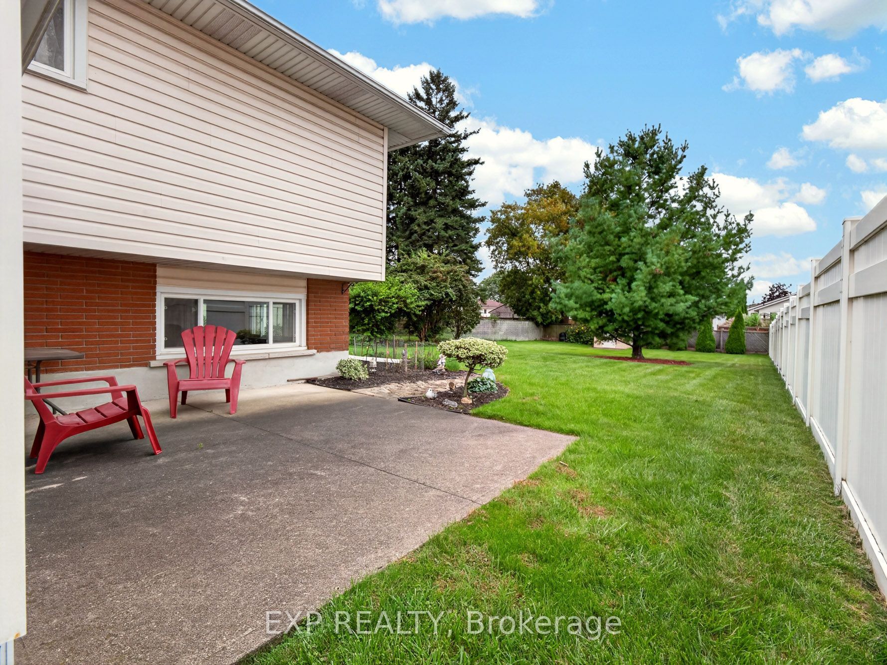 4543 Montrose Road Property Photo 29