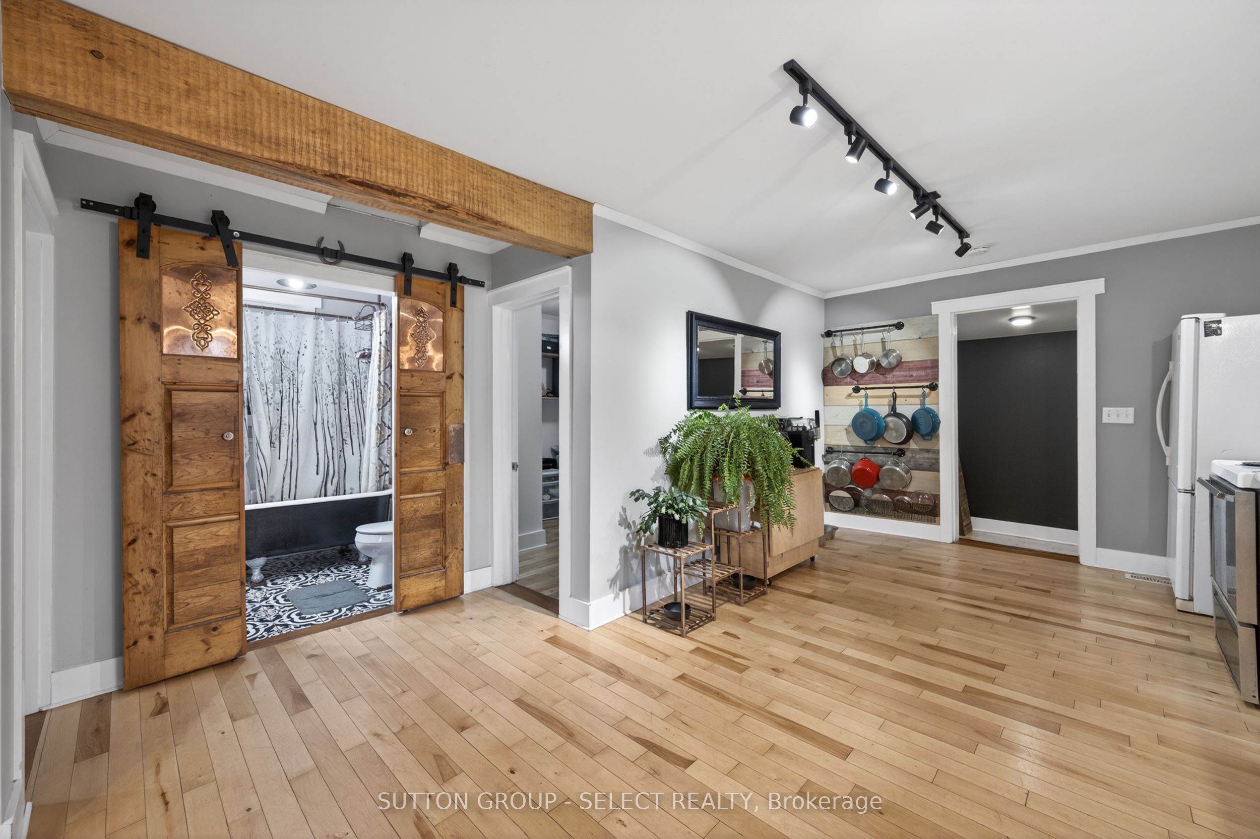 152 Elm Street Property Photo 12
