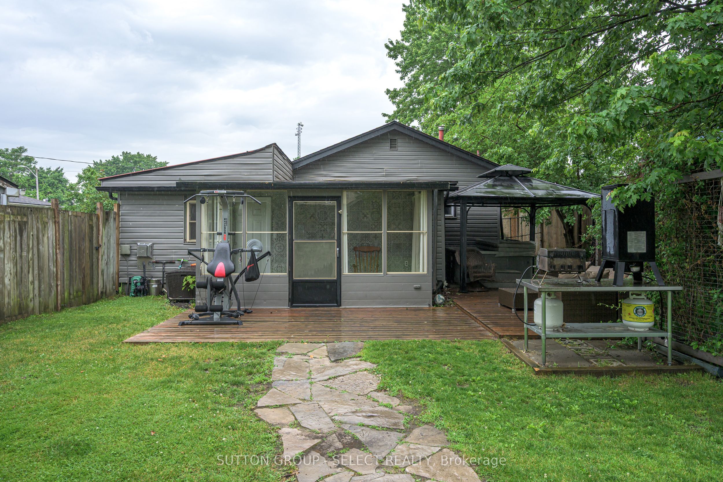 152 Elm Street Property Photo 24