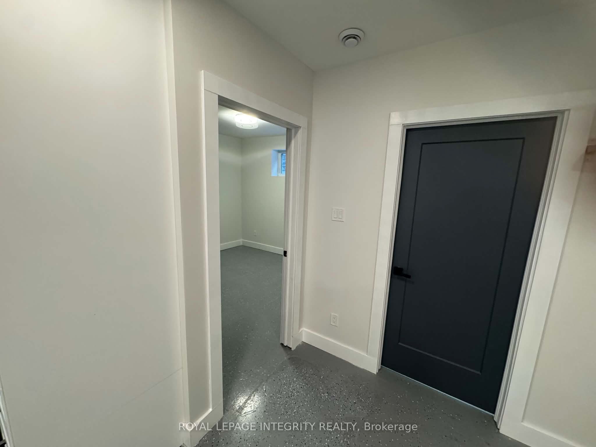 50 Clarendon Avenue 2 Property Photo 9