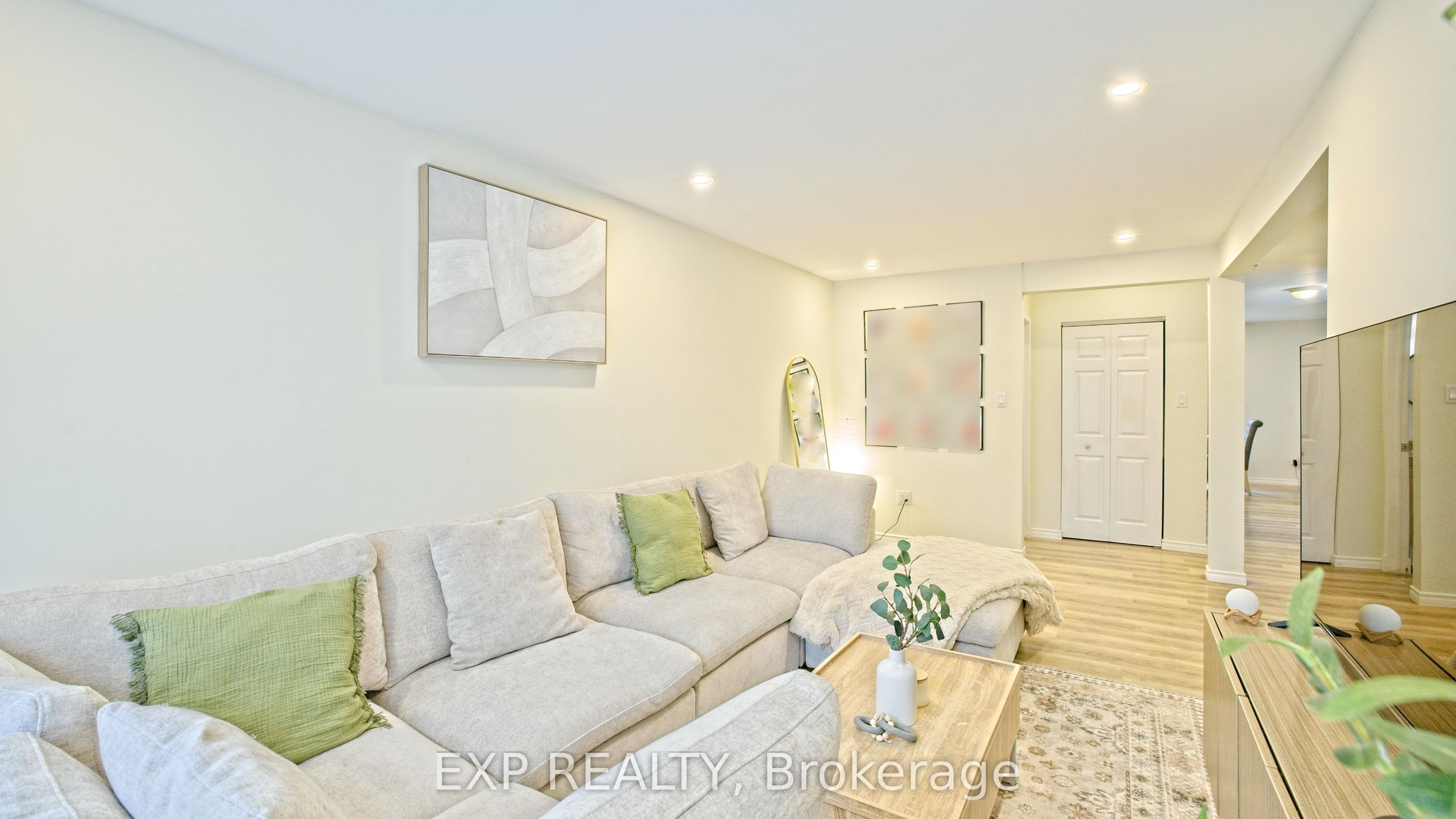 410 King William Street Property Photo 5