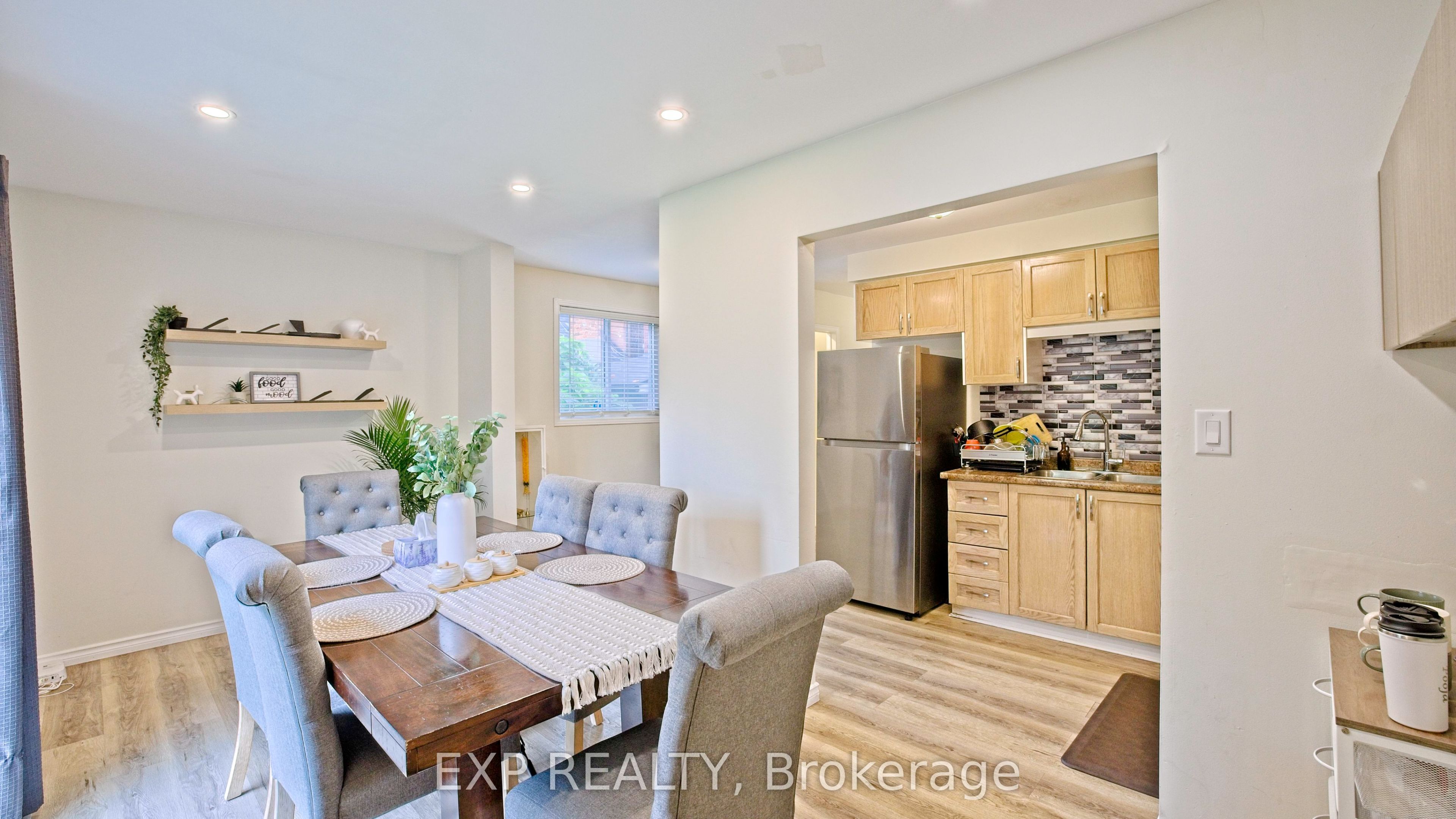 410 King William Street Property Photo 12