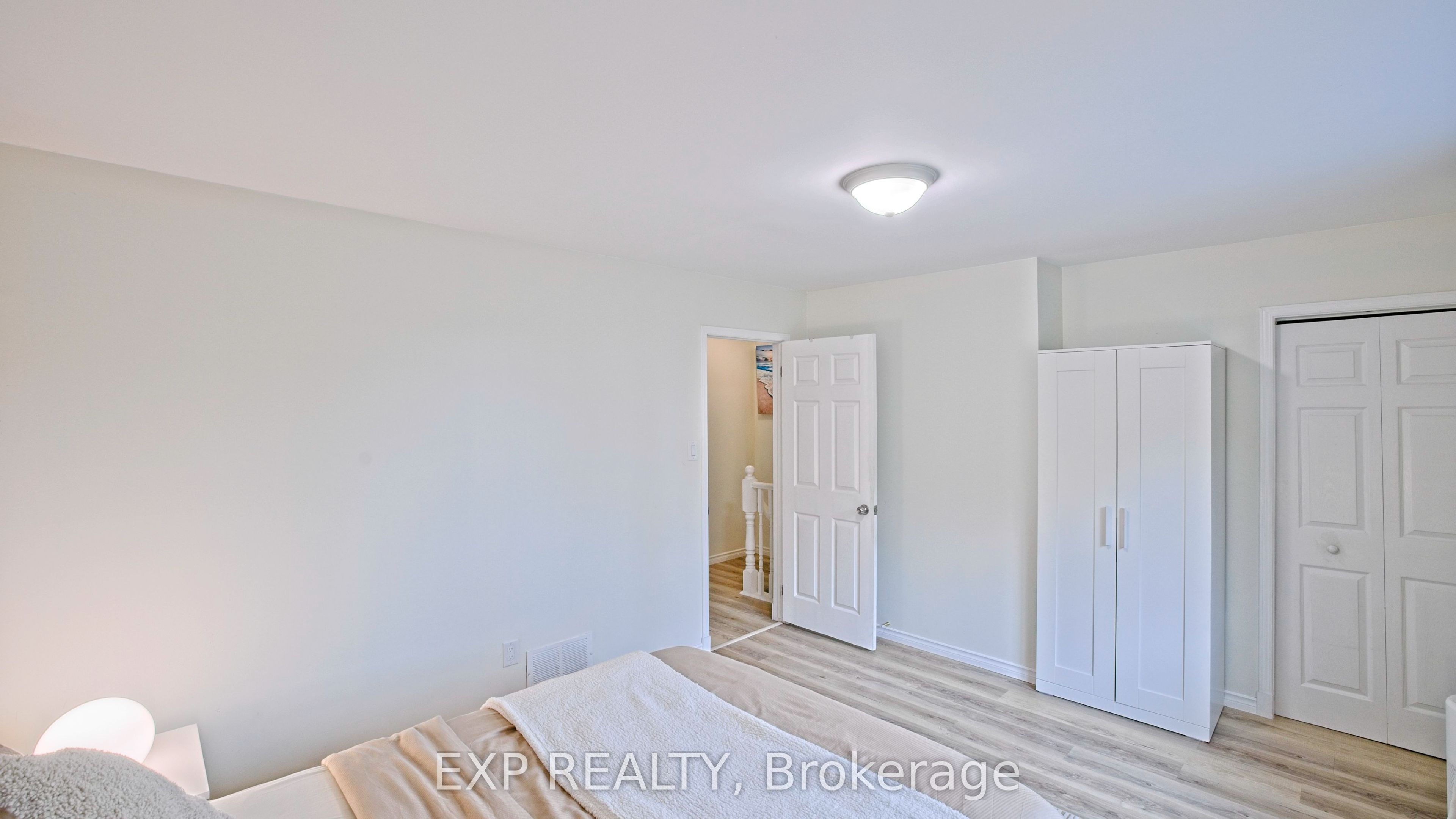 410 King William Street Property Photo 21