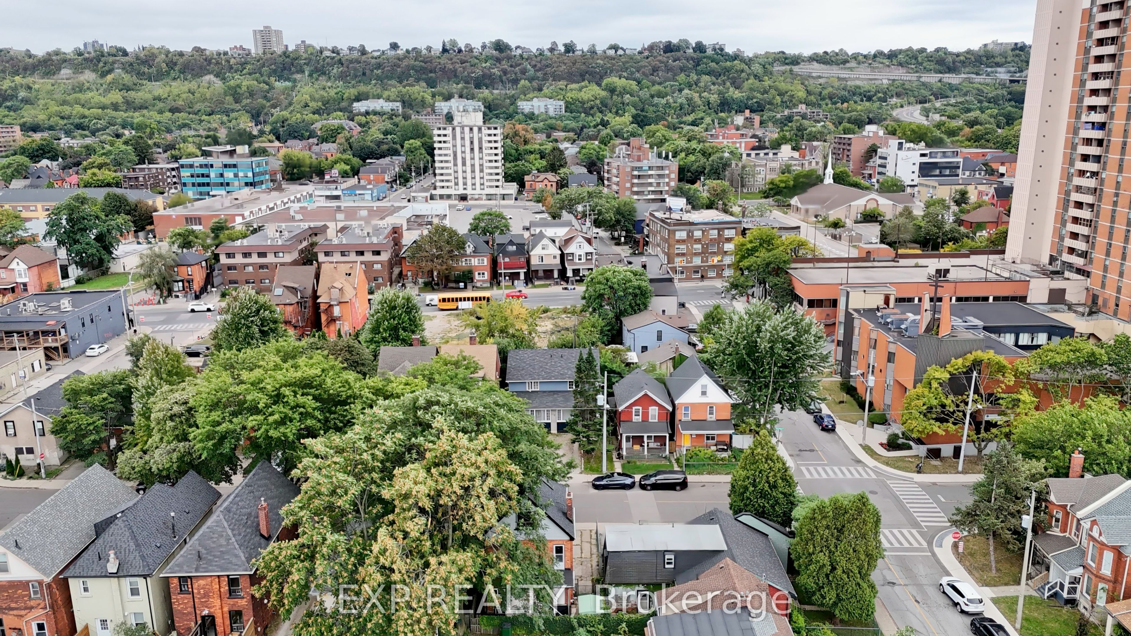 410 King William Street Property Photo 38