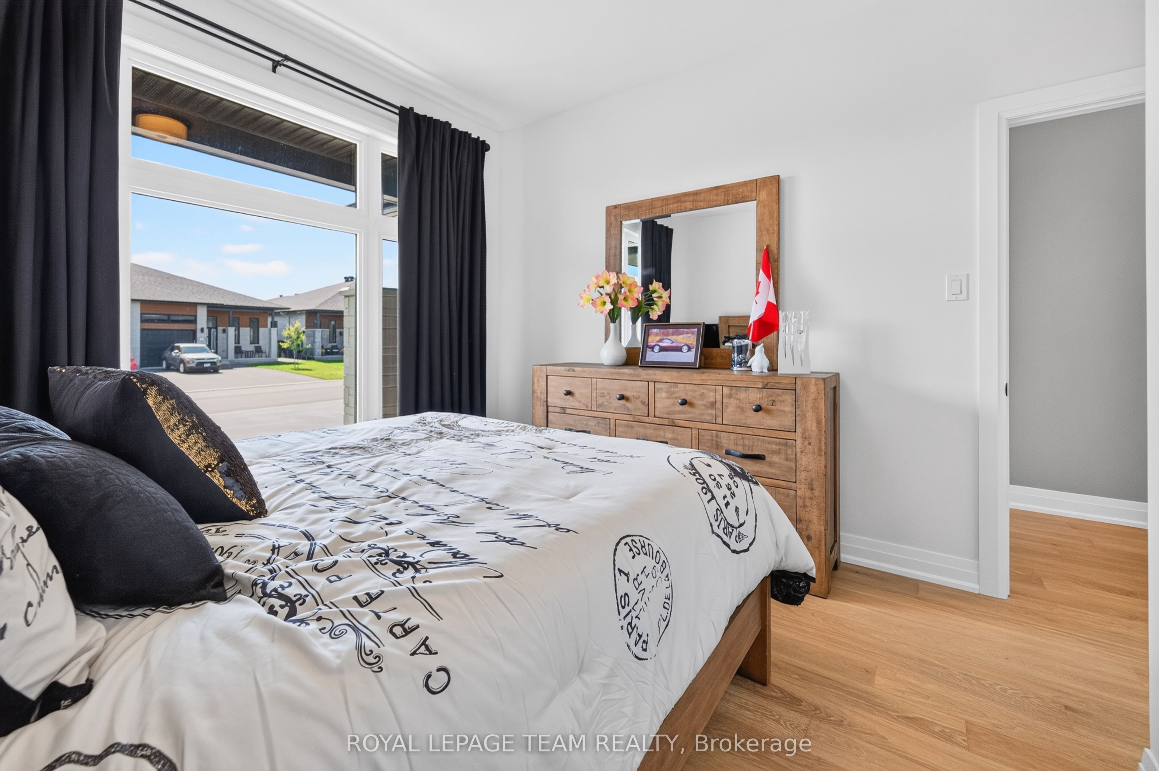 816 Namur Street Property Photo 10