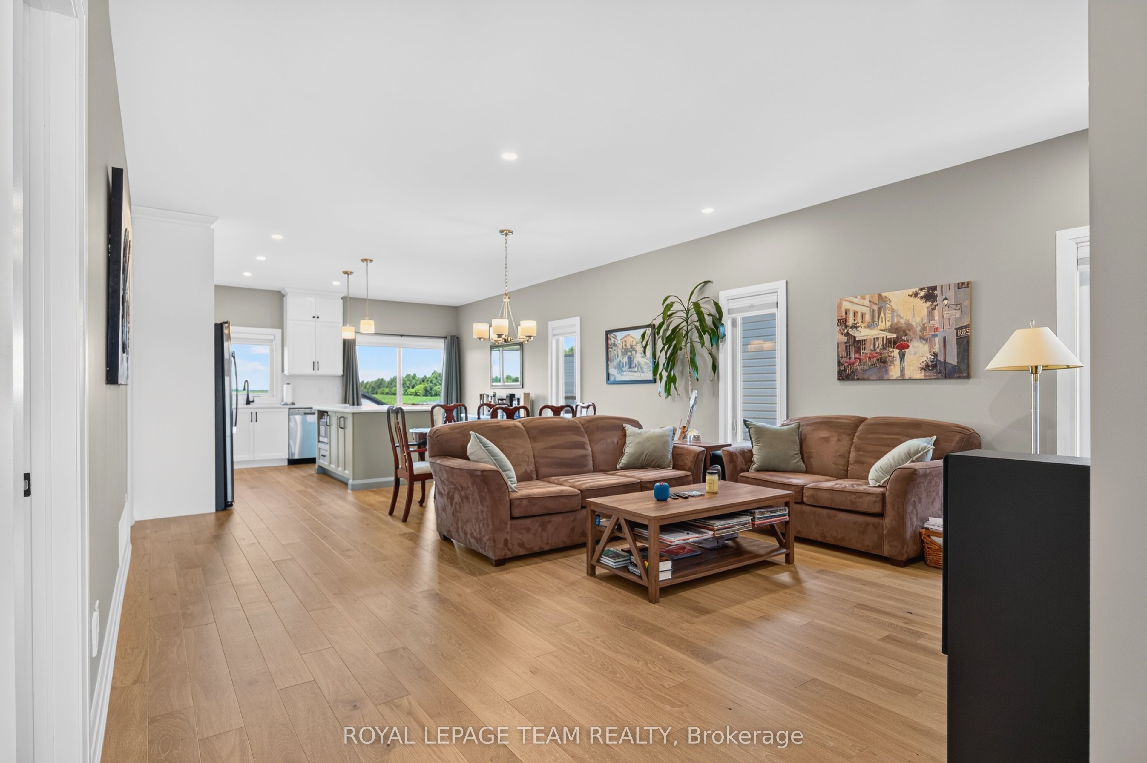 816 Namur Street Property Photo 11