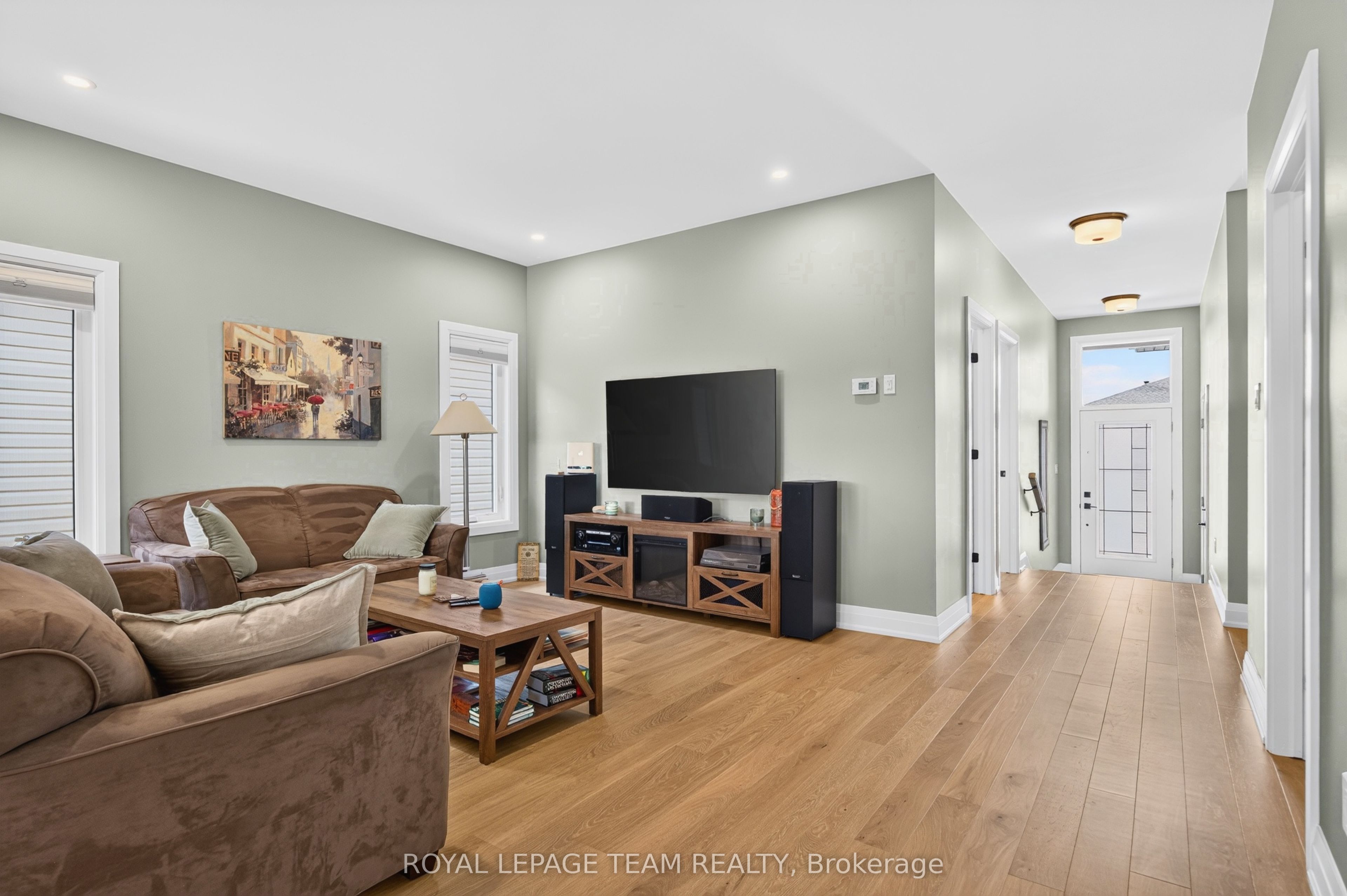 816 Namur Street Property Photo 13