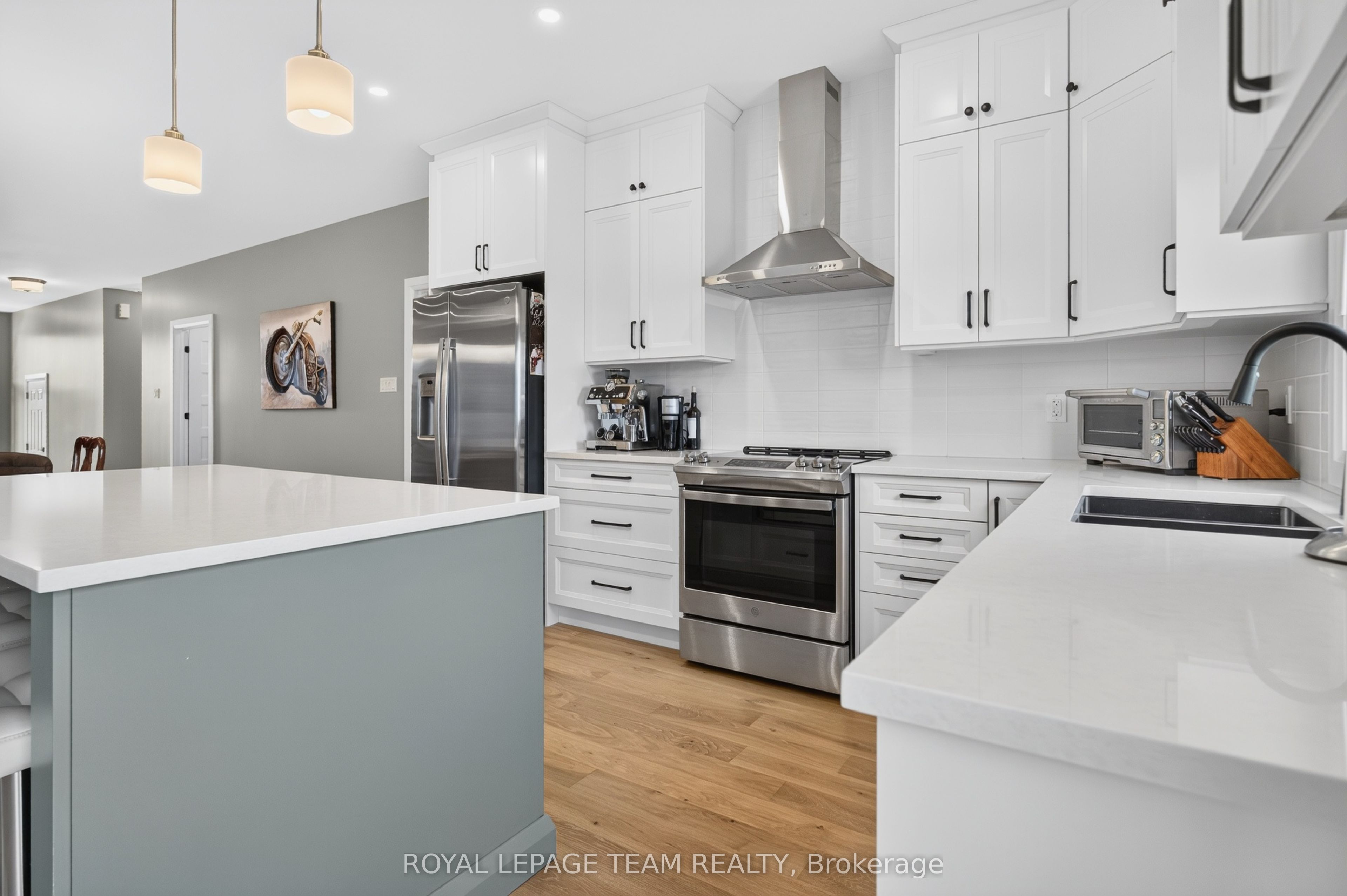 816 Namur Street Property Photo 18