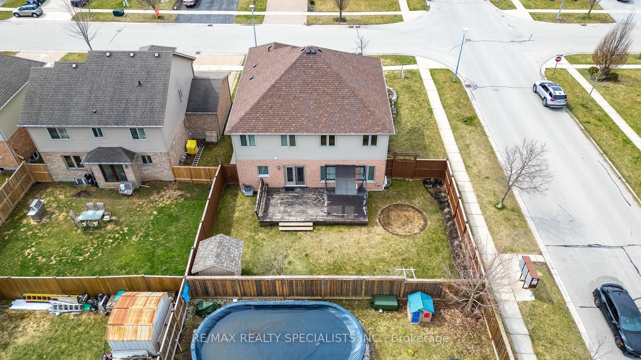 708 Spitfire Street Property Photo 38