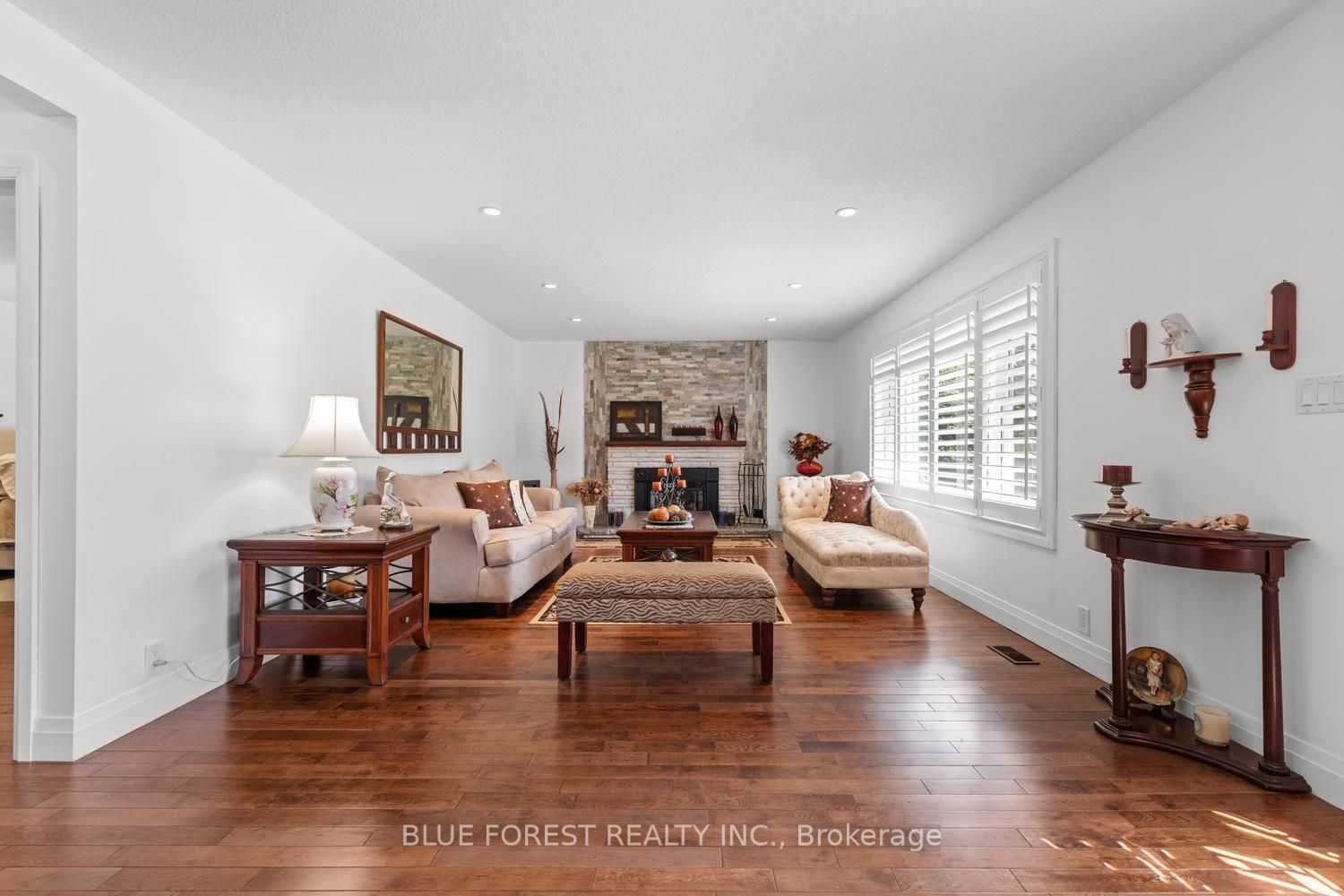 535 Gordon Avenue Property Photo 4