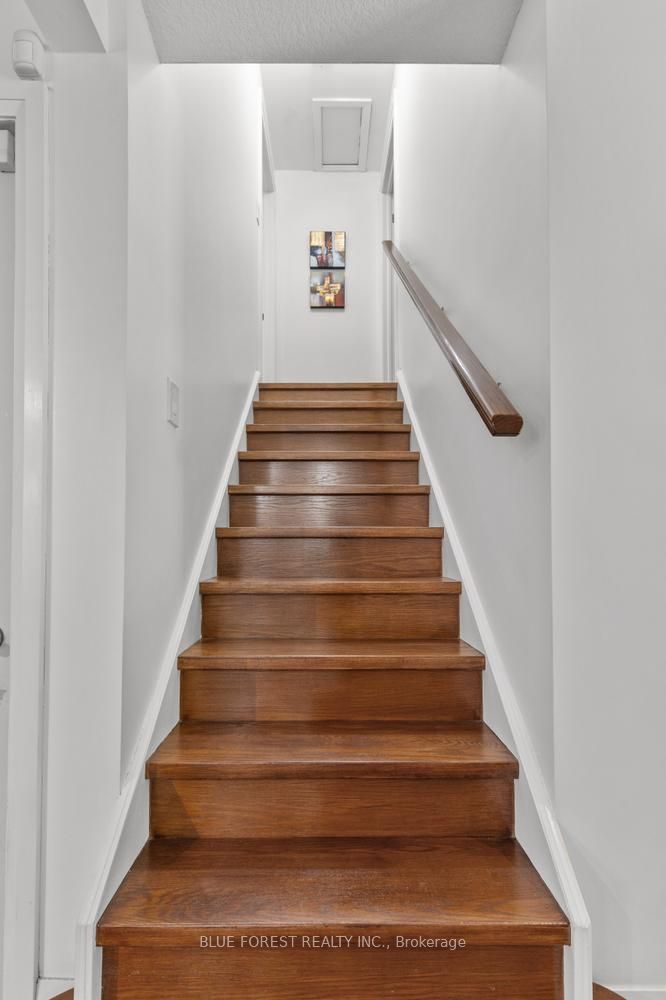 535 Gordon Avenue Property Photo 17
