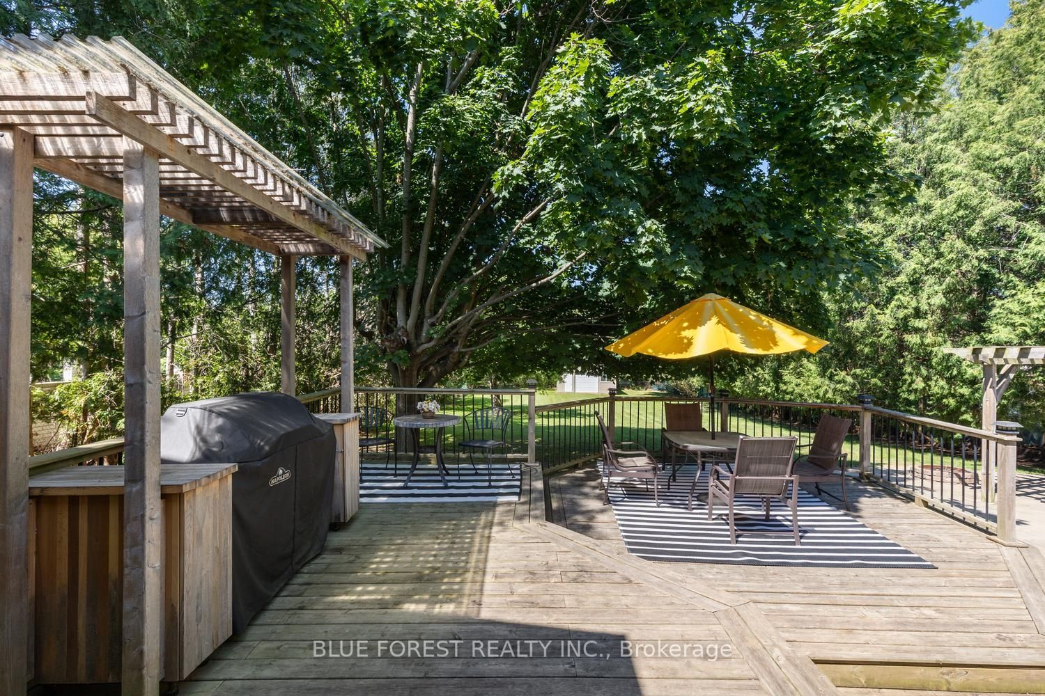 535 Gordon Avenue Property Photo 33