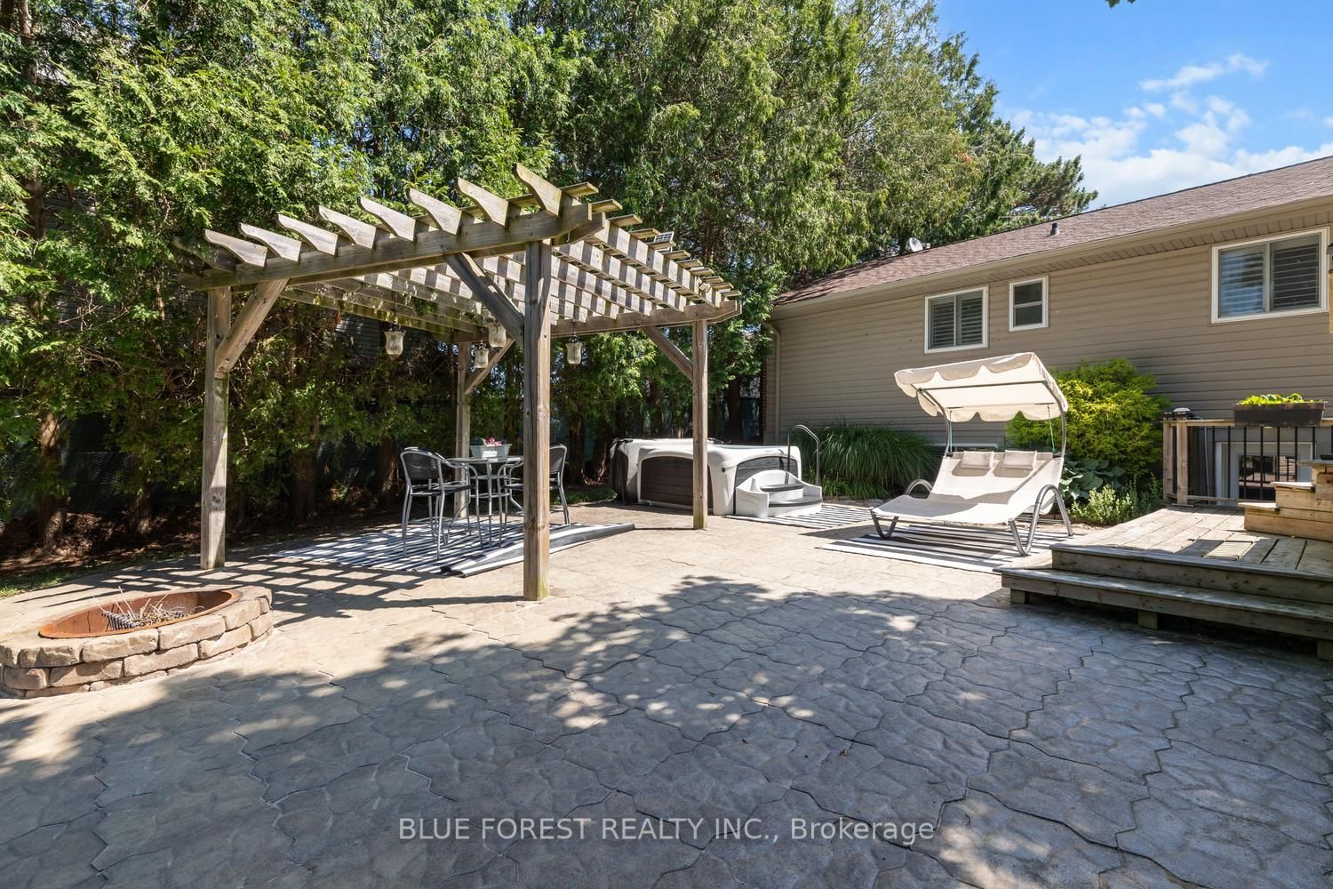 535 Gordon Avenue Property Photo 35