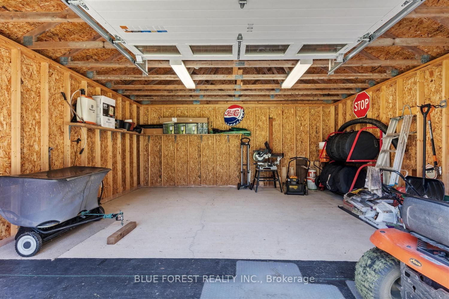 535 Gordon Avenue Property Photo 39
