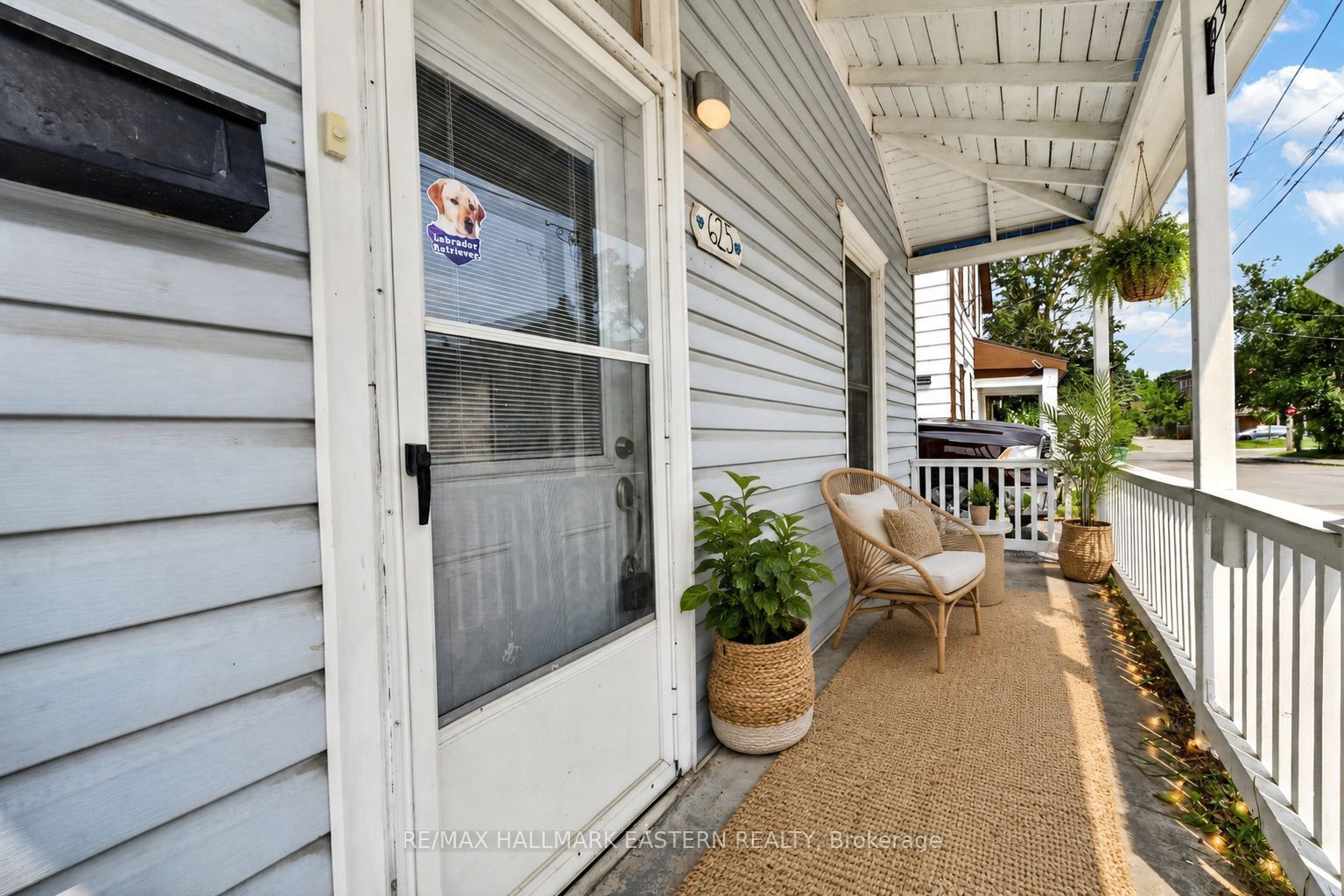 625 Union Street Property Photo 5