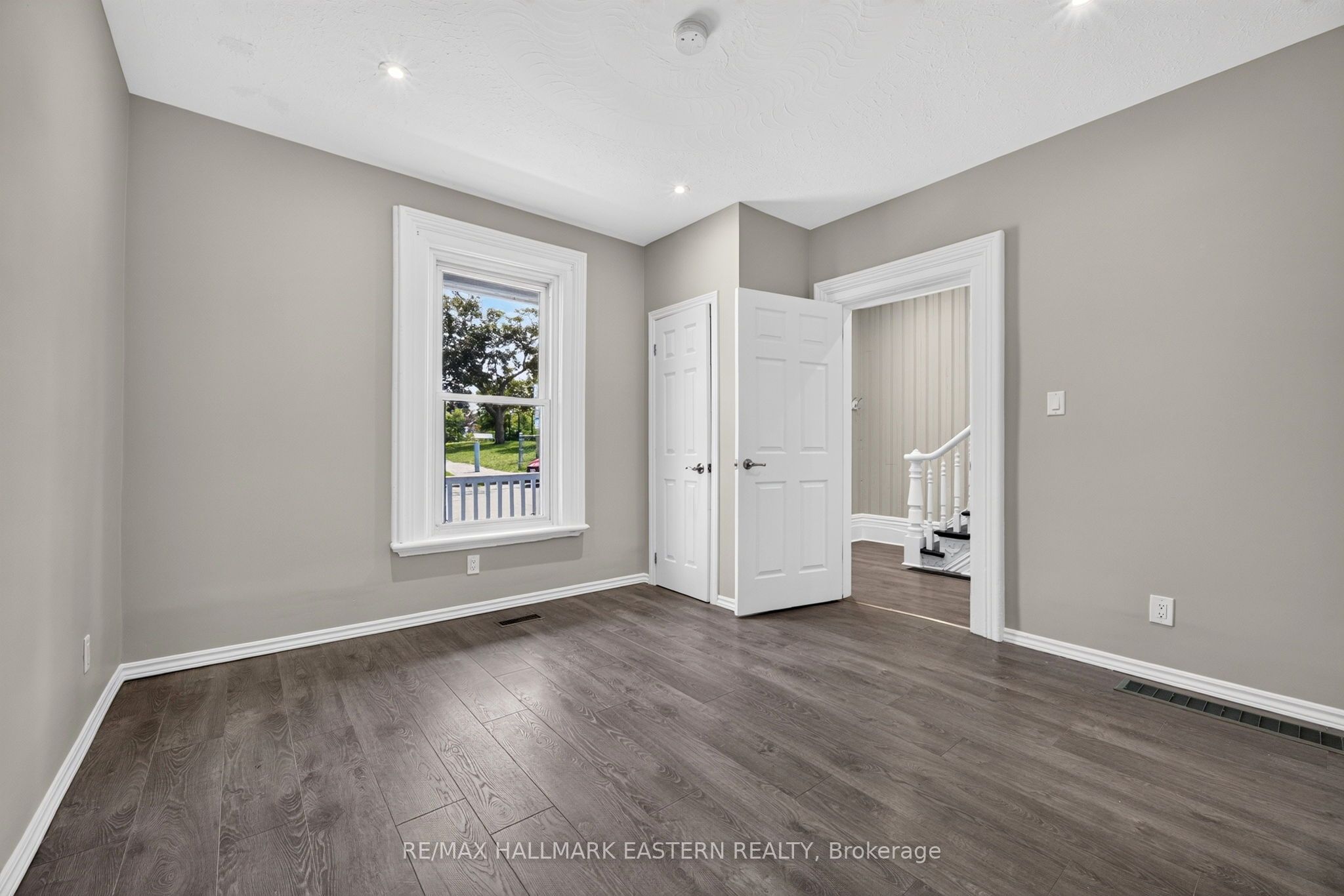 625 Union Street Property Photo 12