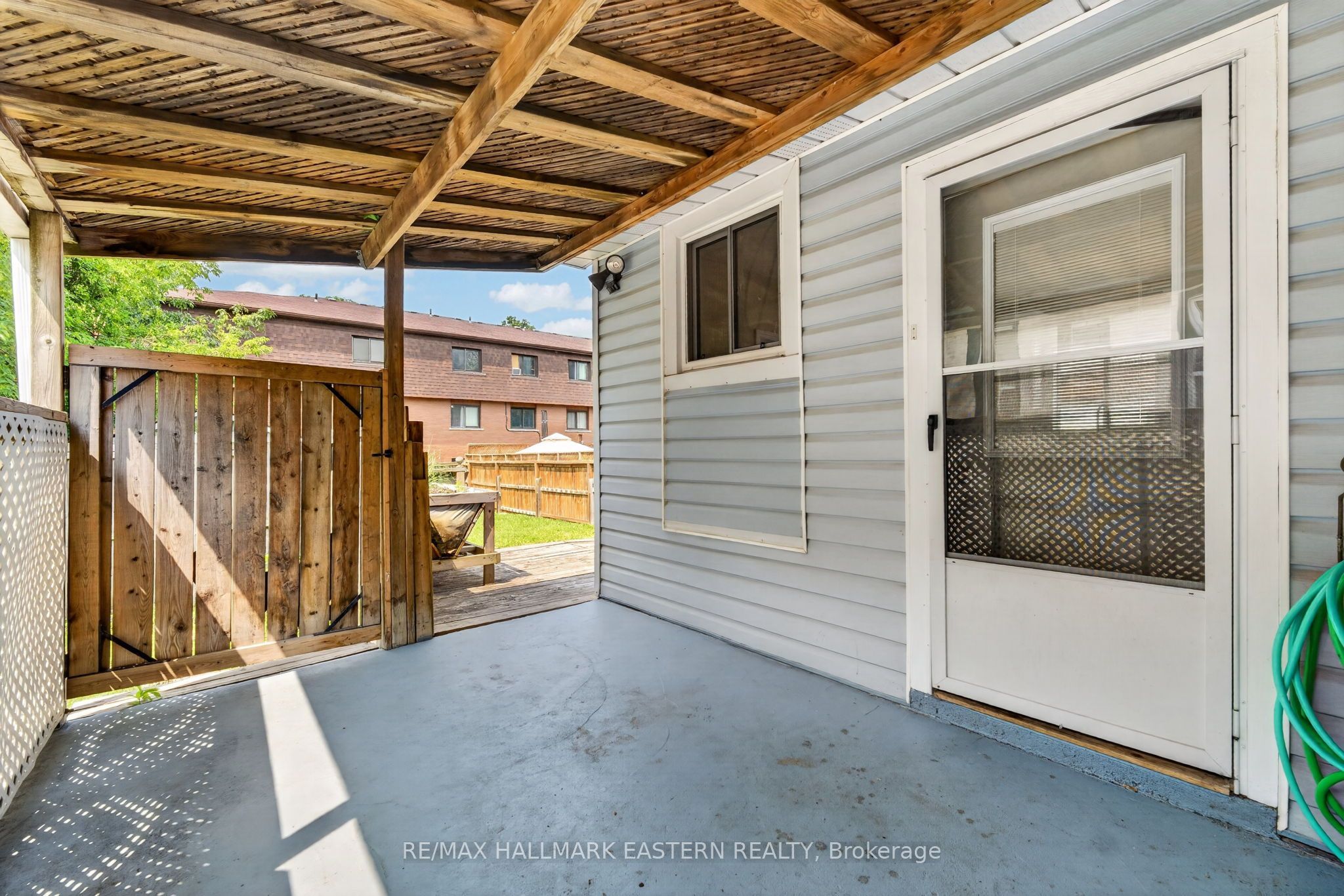 625 Union Street Property Photo 27
