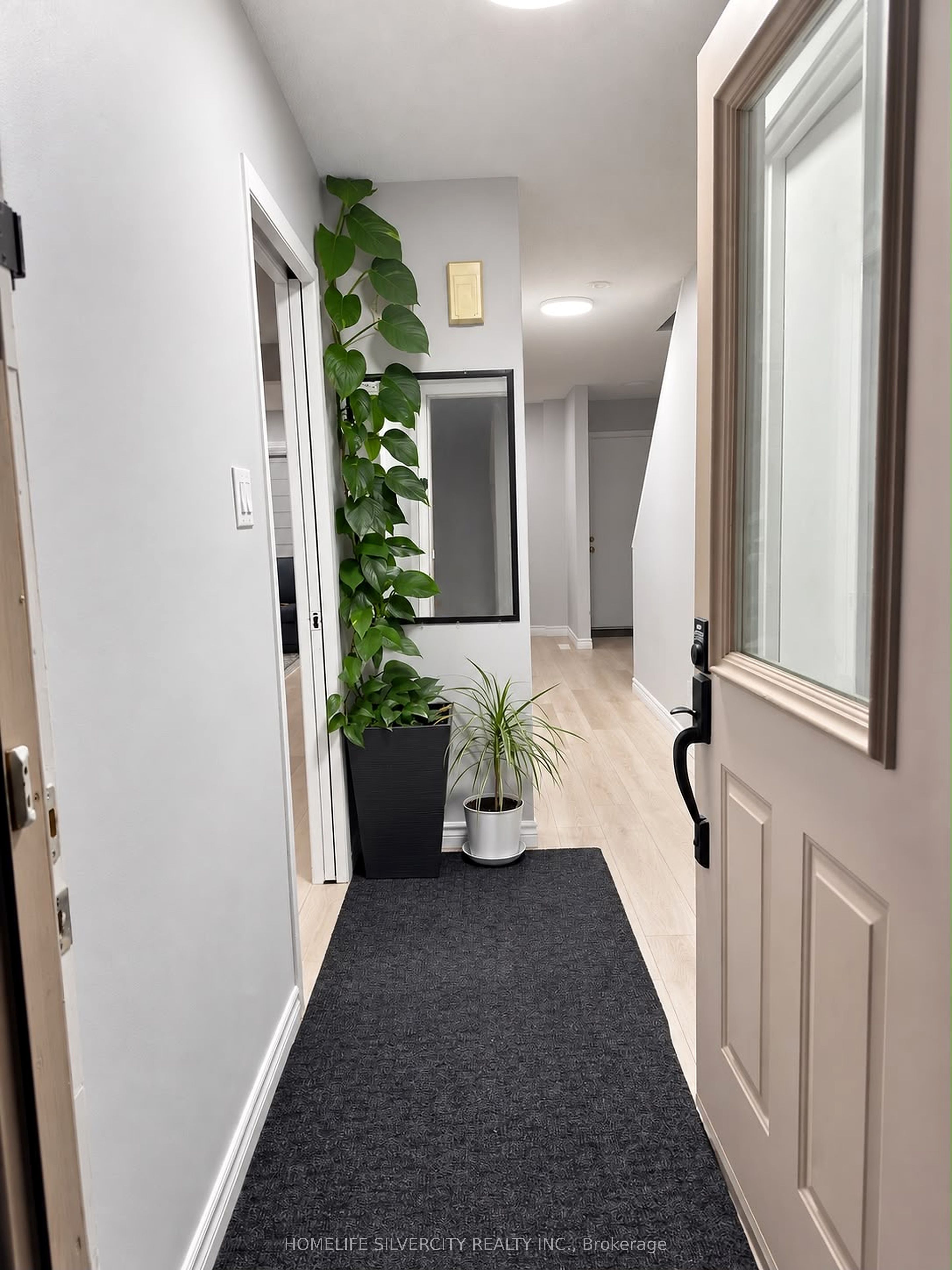 550 Second Street 2 Property Photo 2