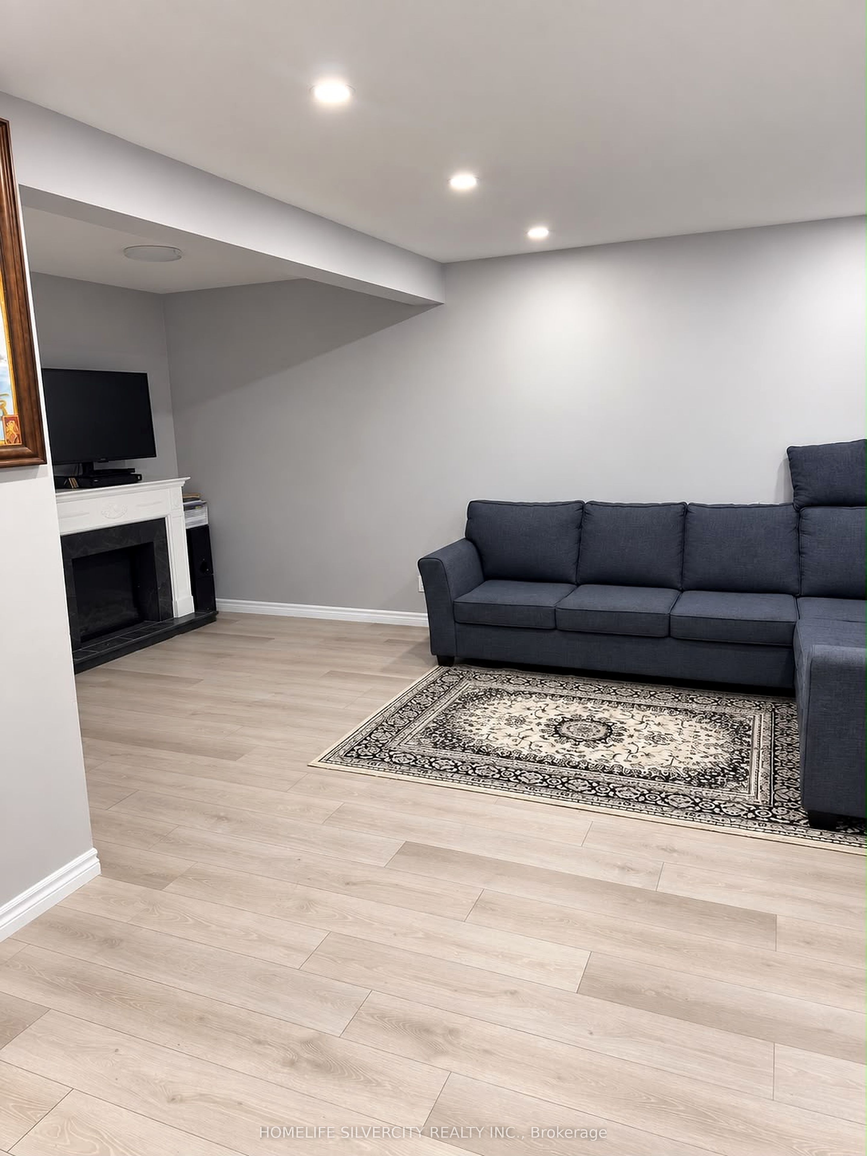 550 Second Street 2 Property Photo 7