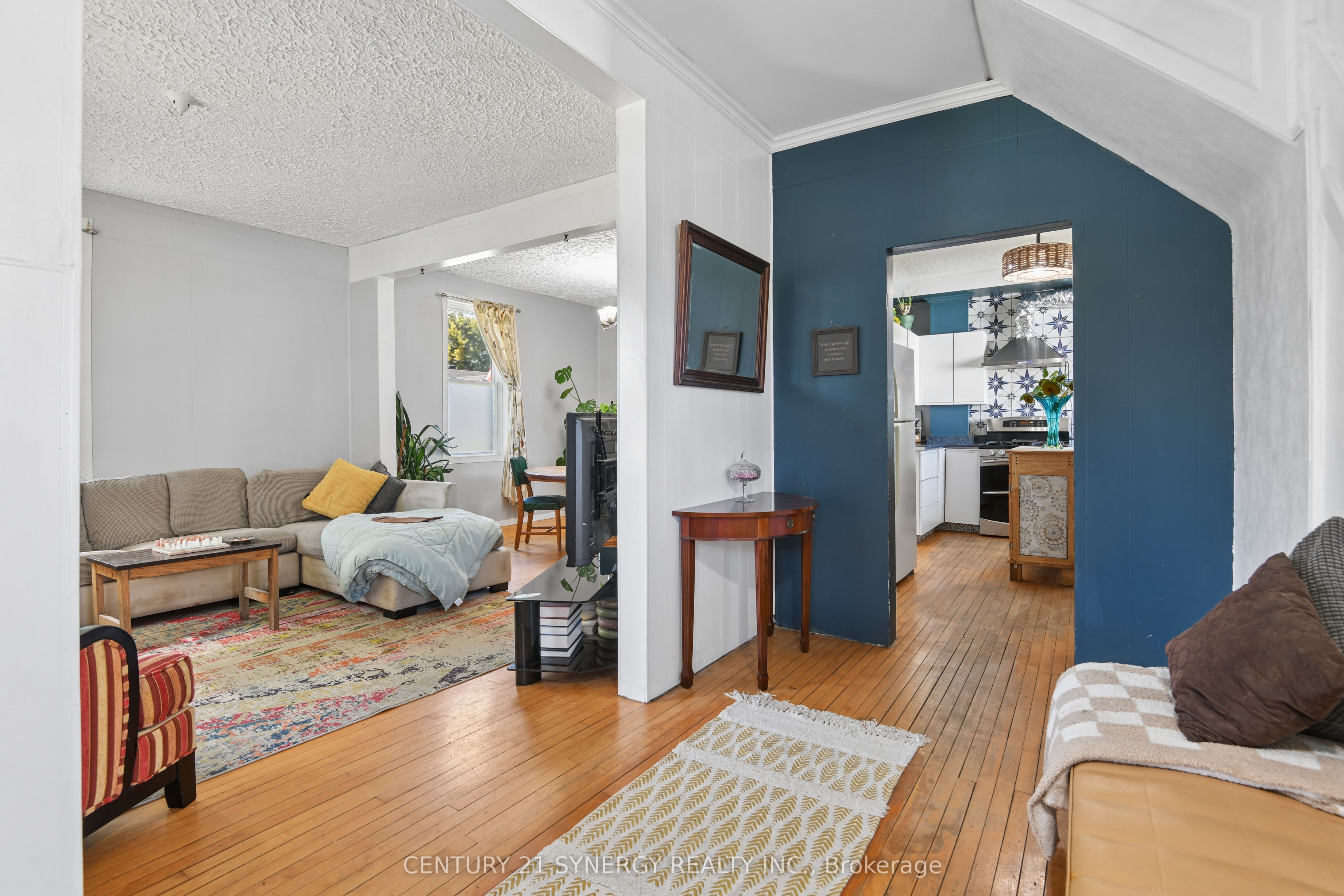 35 Norma Street S Property Photo 6