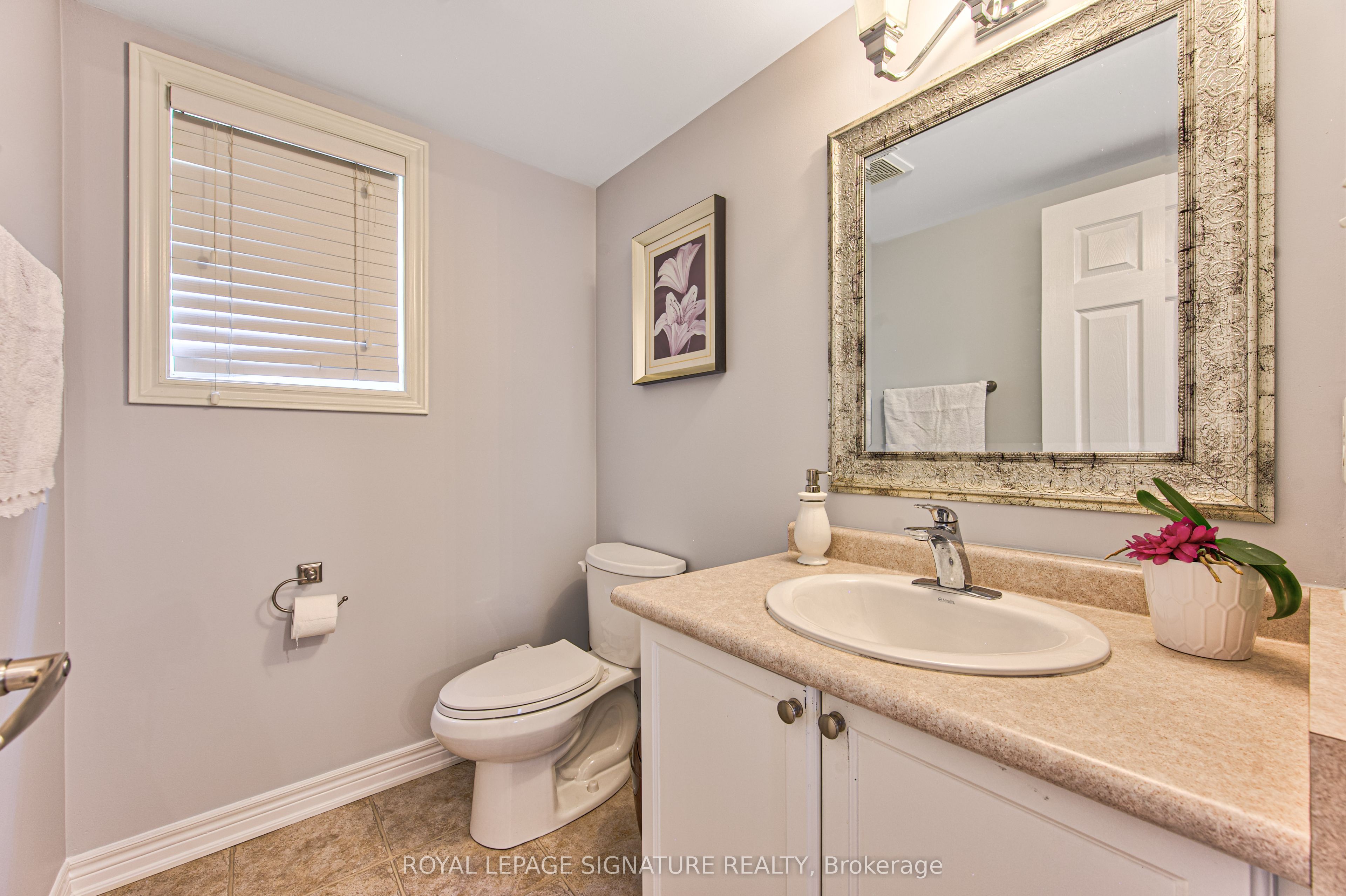 270 Springvalley Crescent Property Photo 21