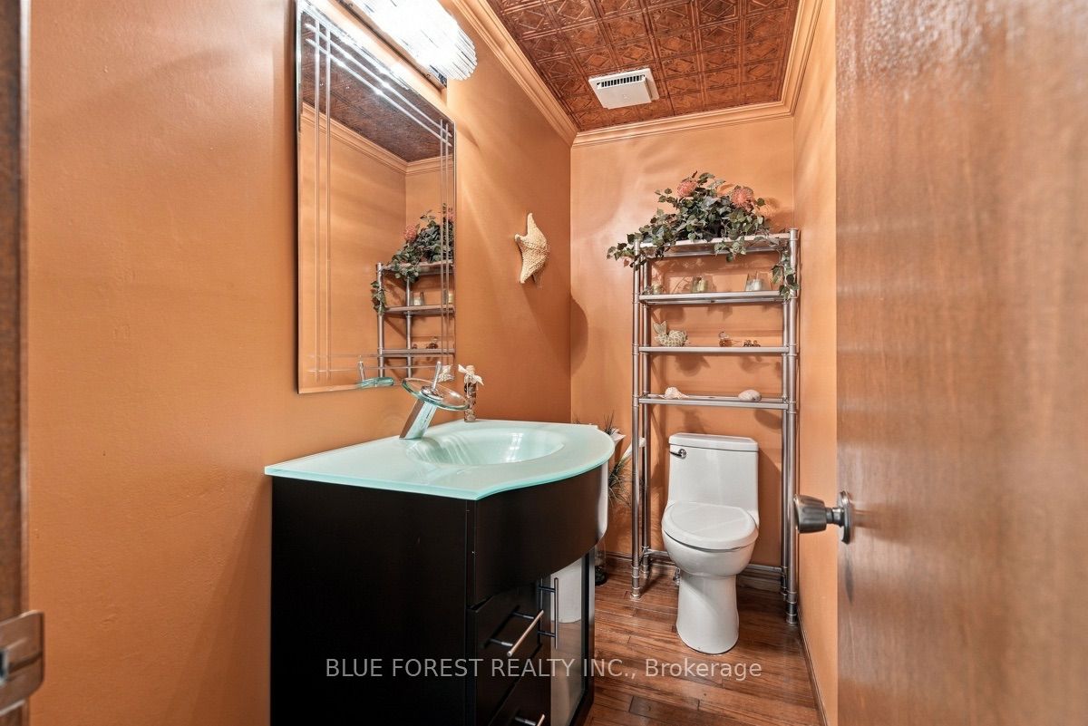 14 Dundee Place Property Photo 18
