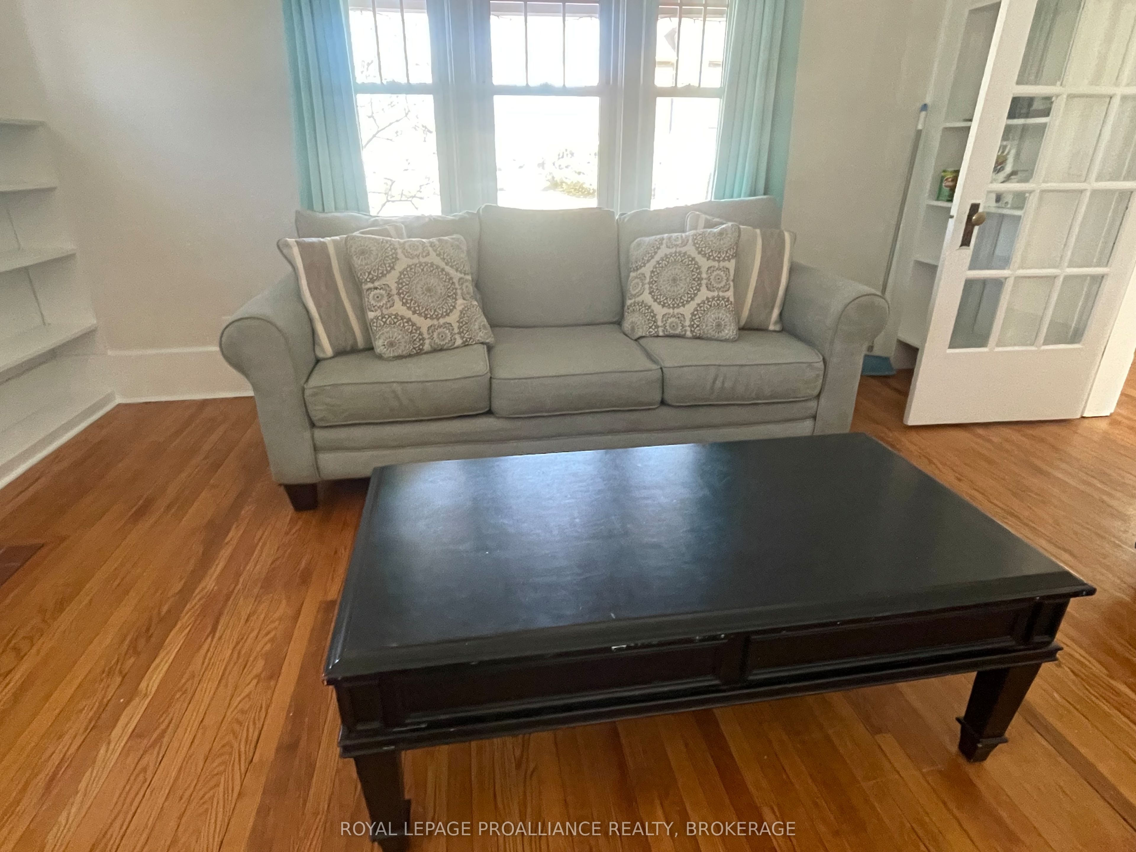 260 Collingwood Street Property Photo 11