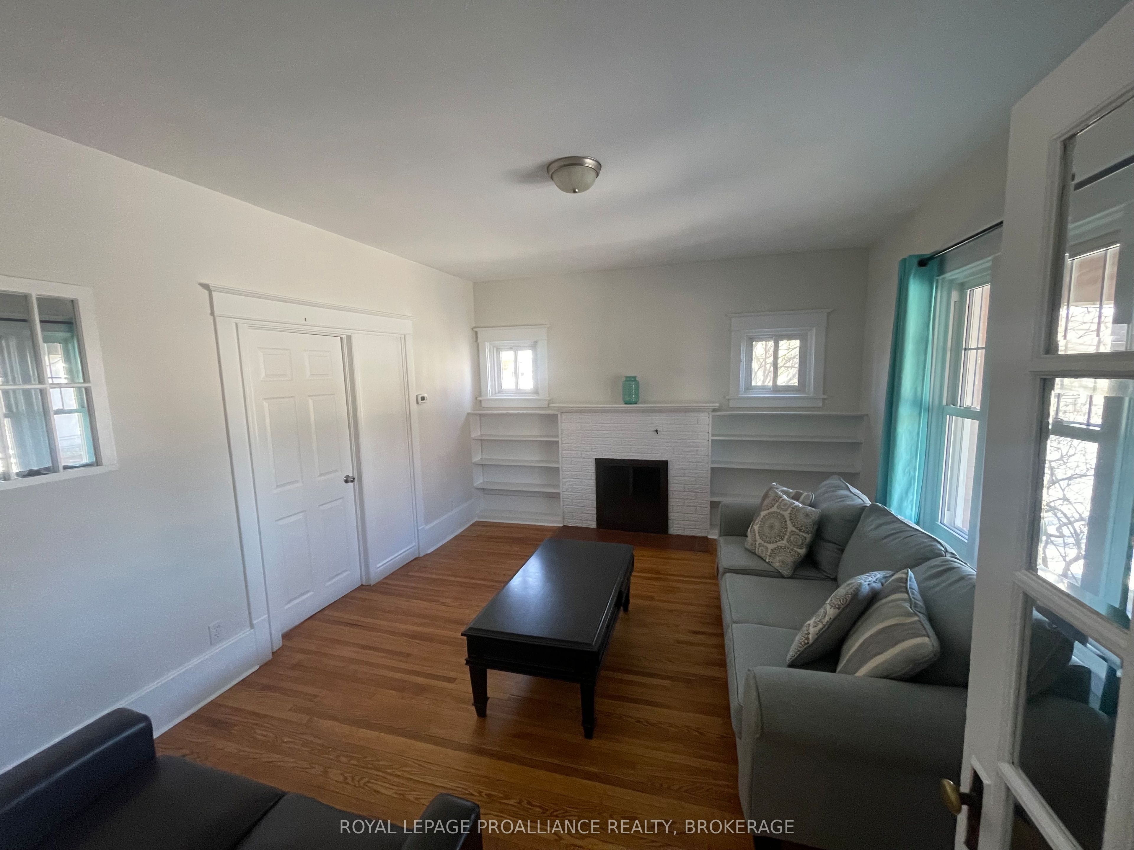 260 Collingwood Street Property Photo 12