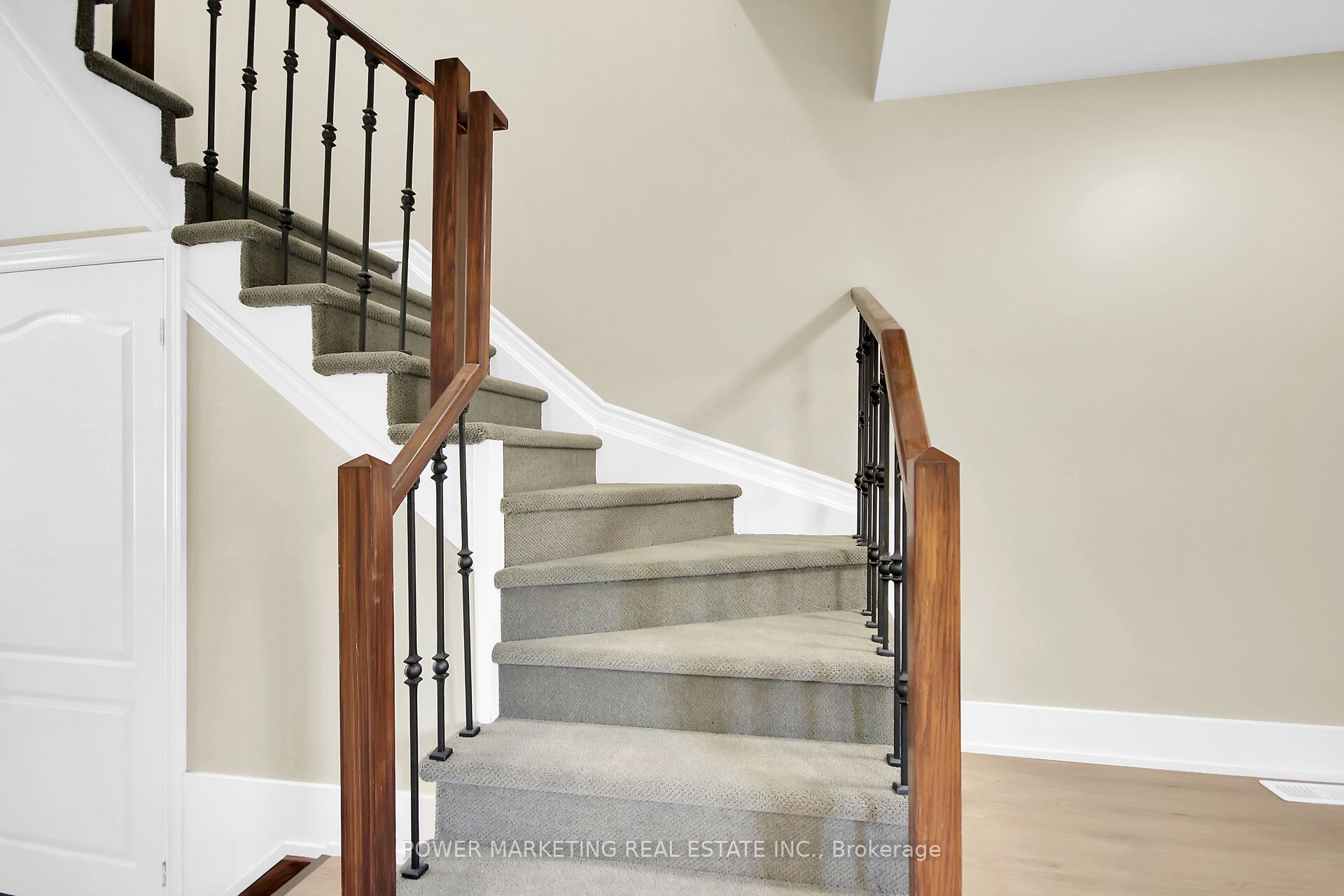 230 Bookton Place Property Photo 14