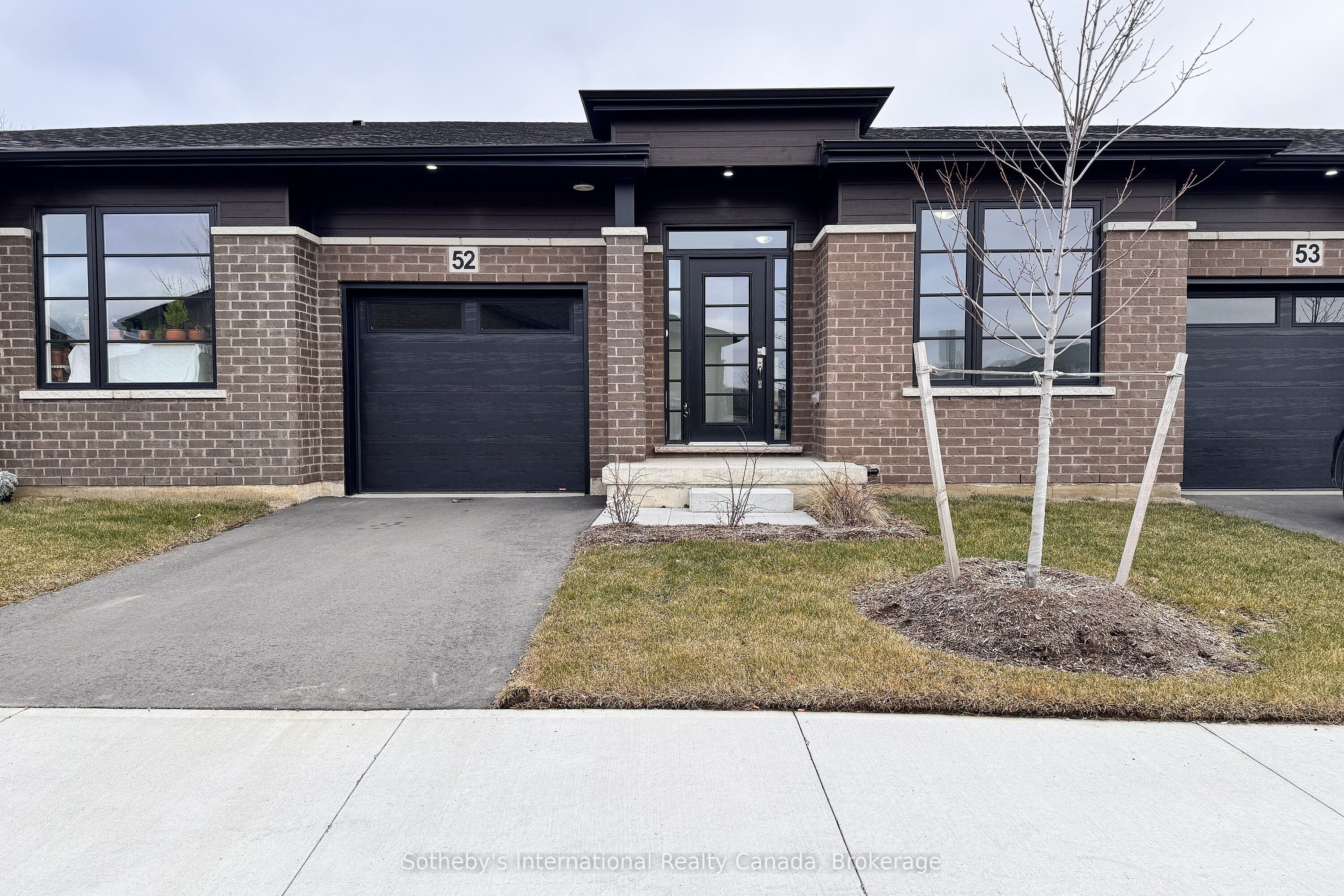 550 Grey Street 52 Property Photo 1
