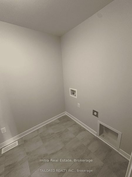 202 Gibbous Place Property Photo 24