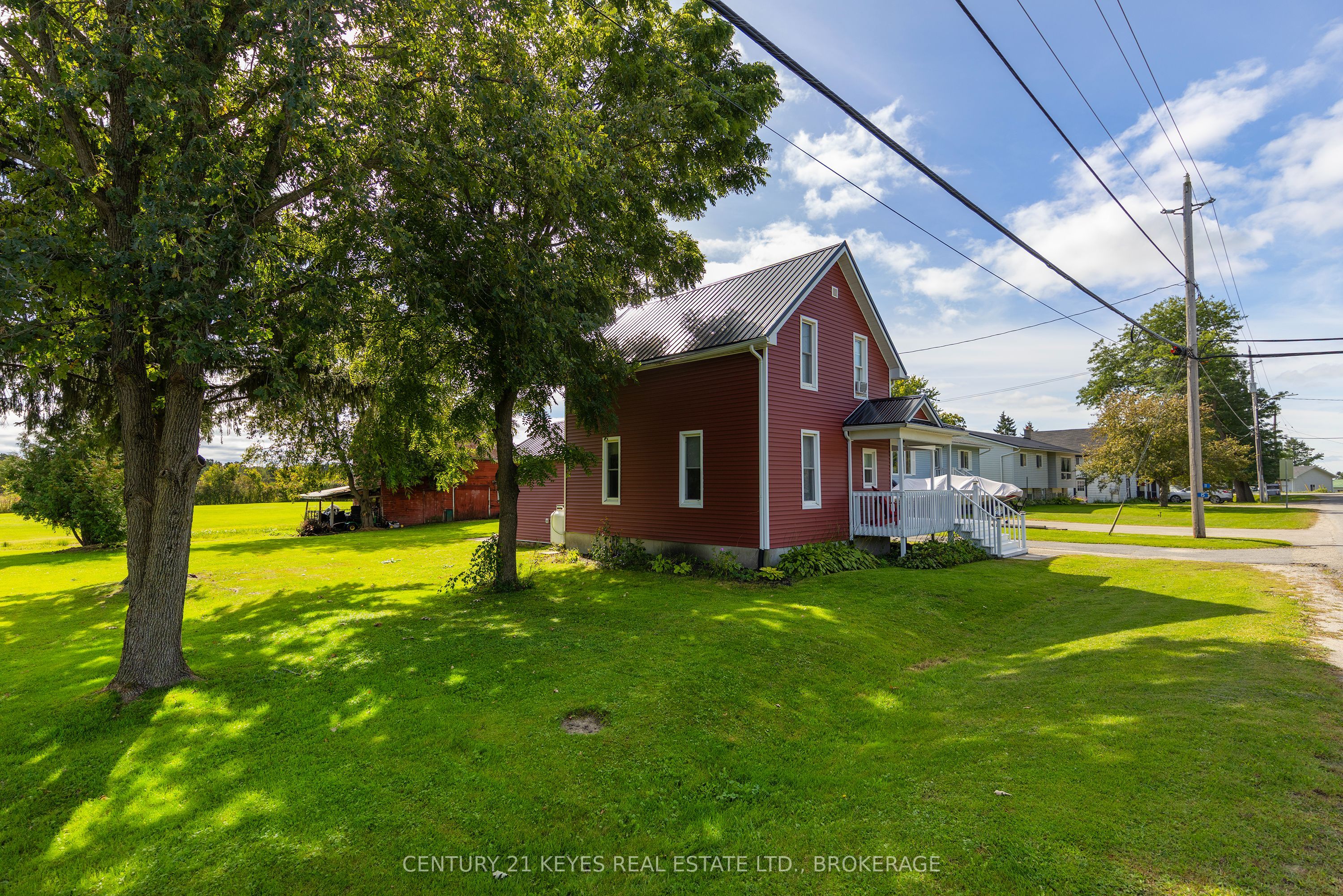 15 Railway Street Property Photo 8