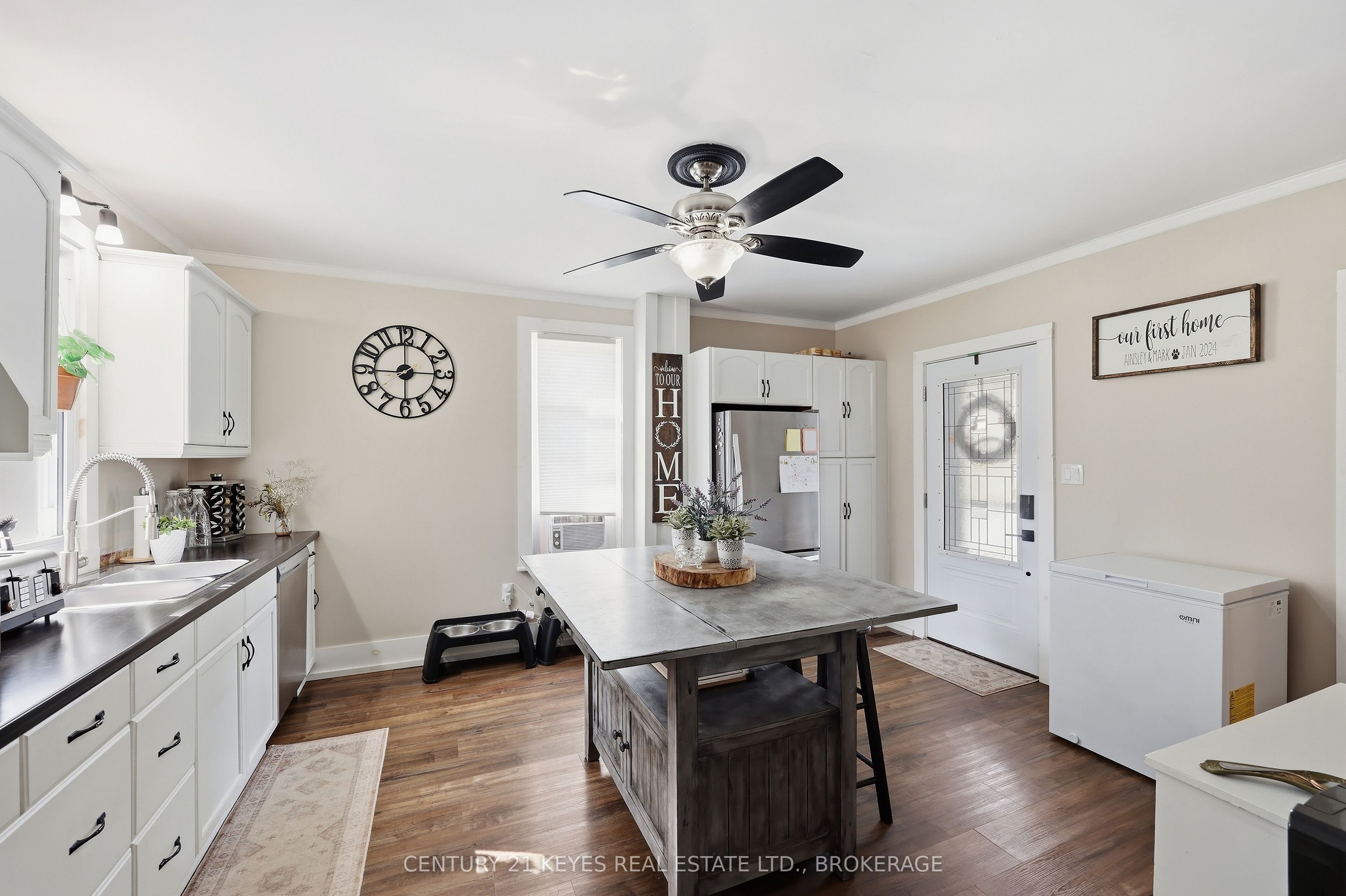 15 Railway Street Property Photo 9