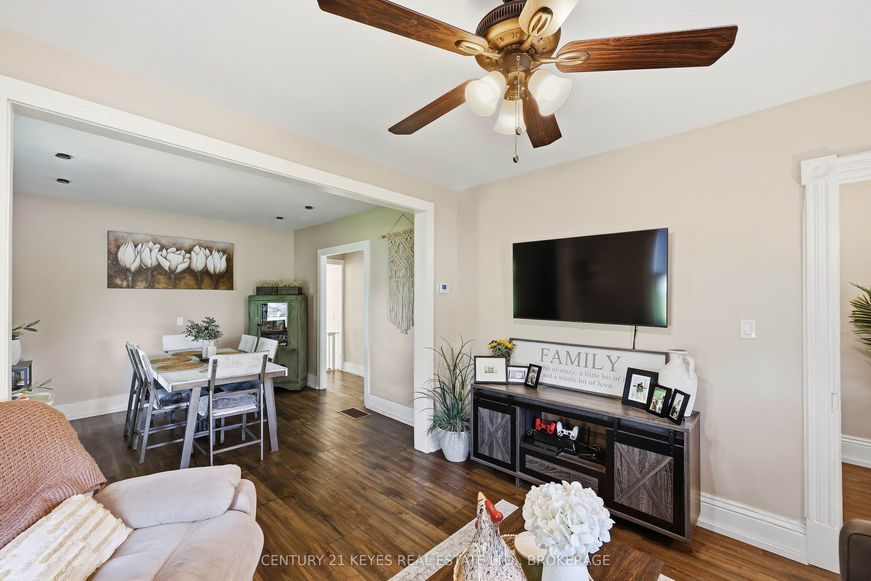15 Railway Street Property Photo 16