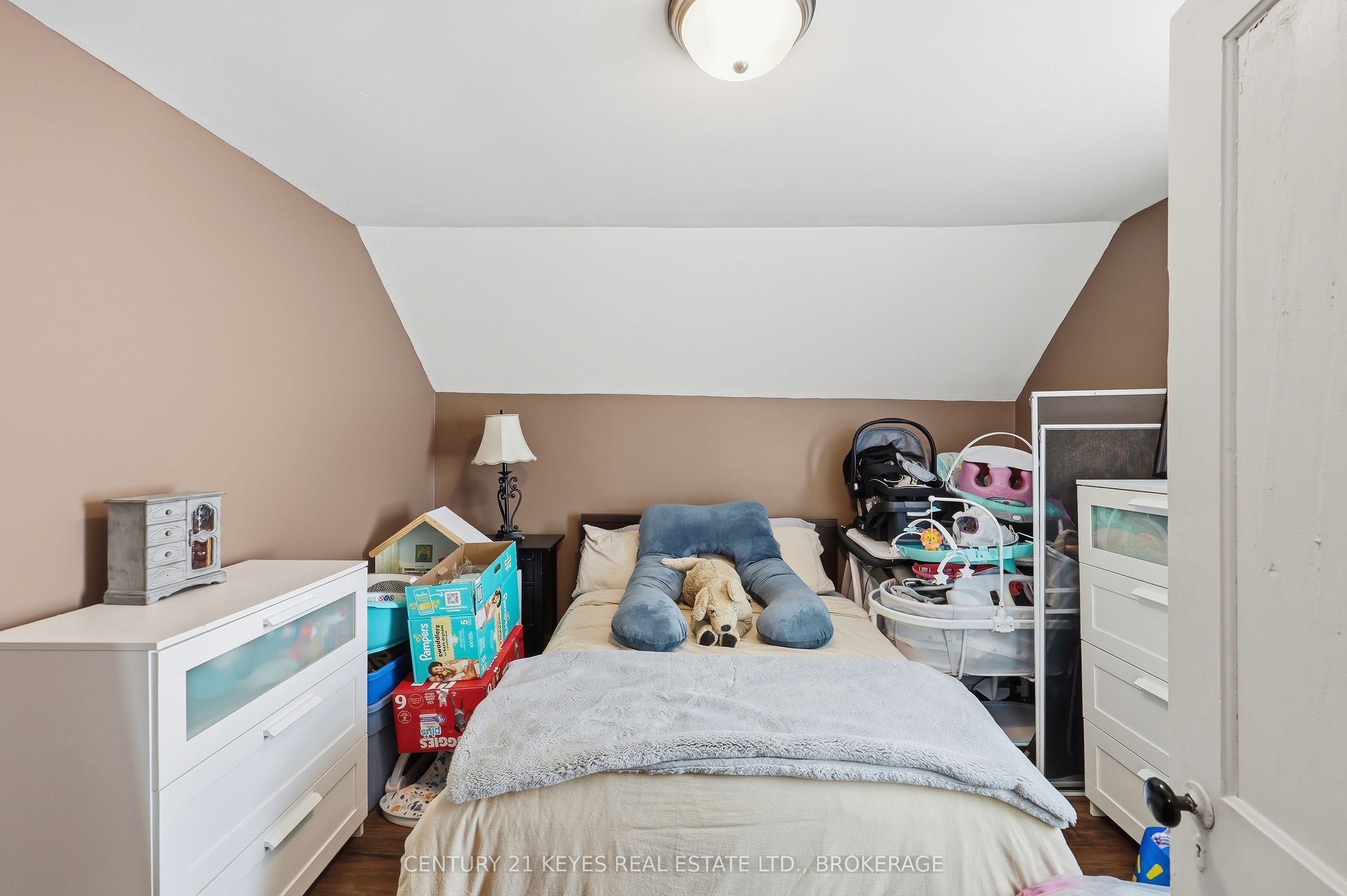 15 Railway Street Property Photo 26