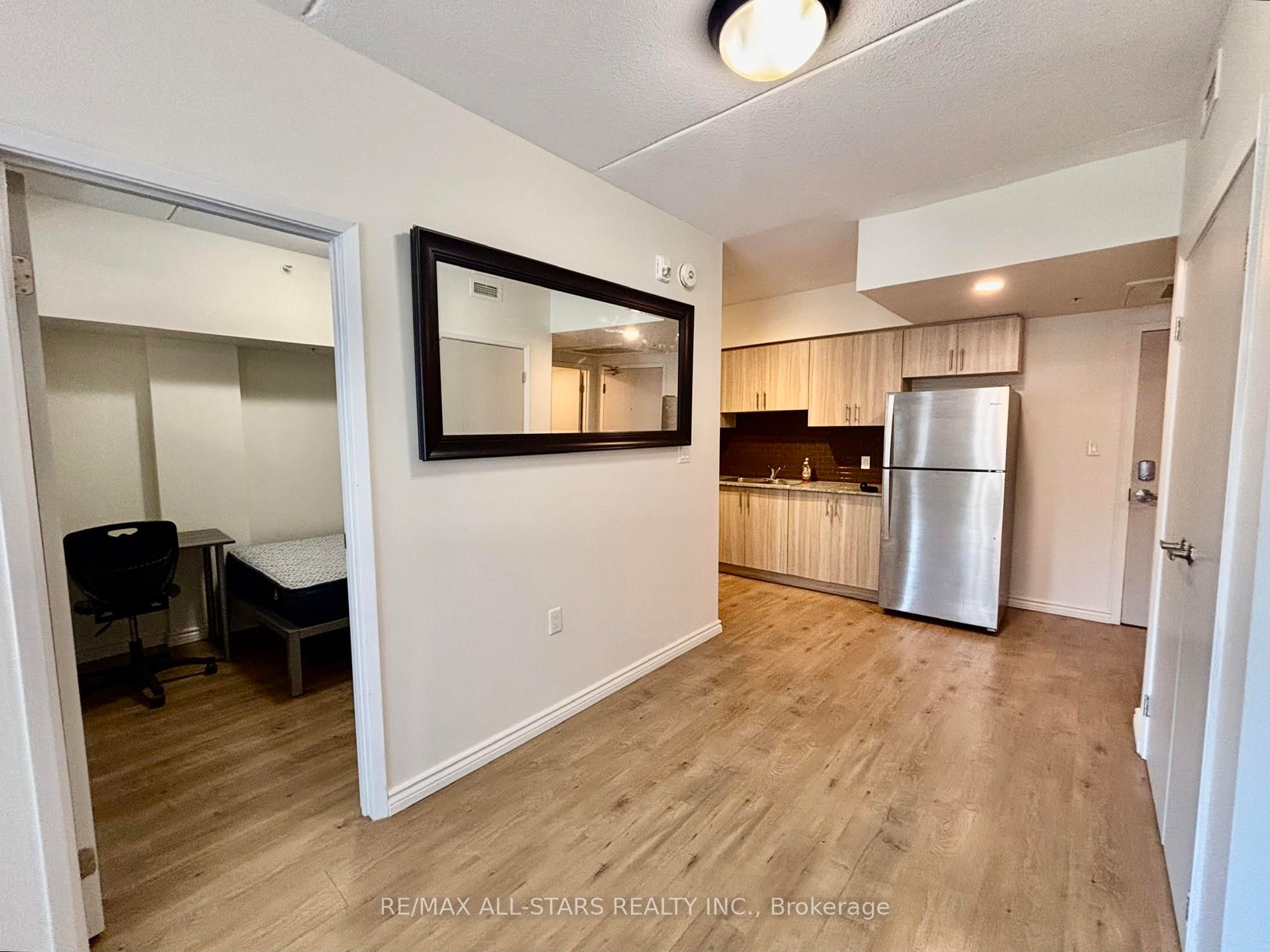 275 Larch Street 307 Property Photo 7