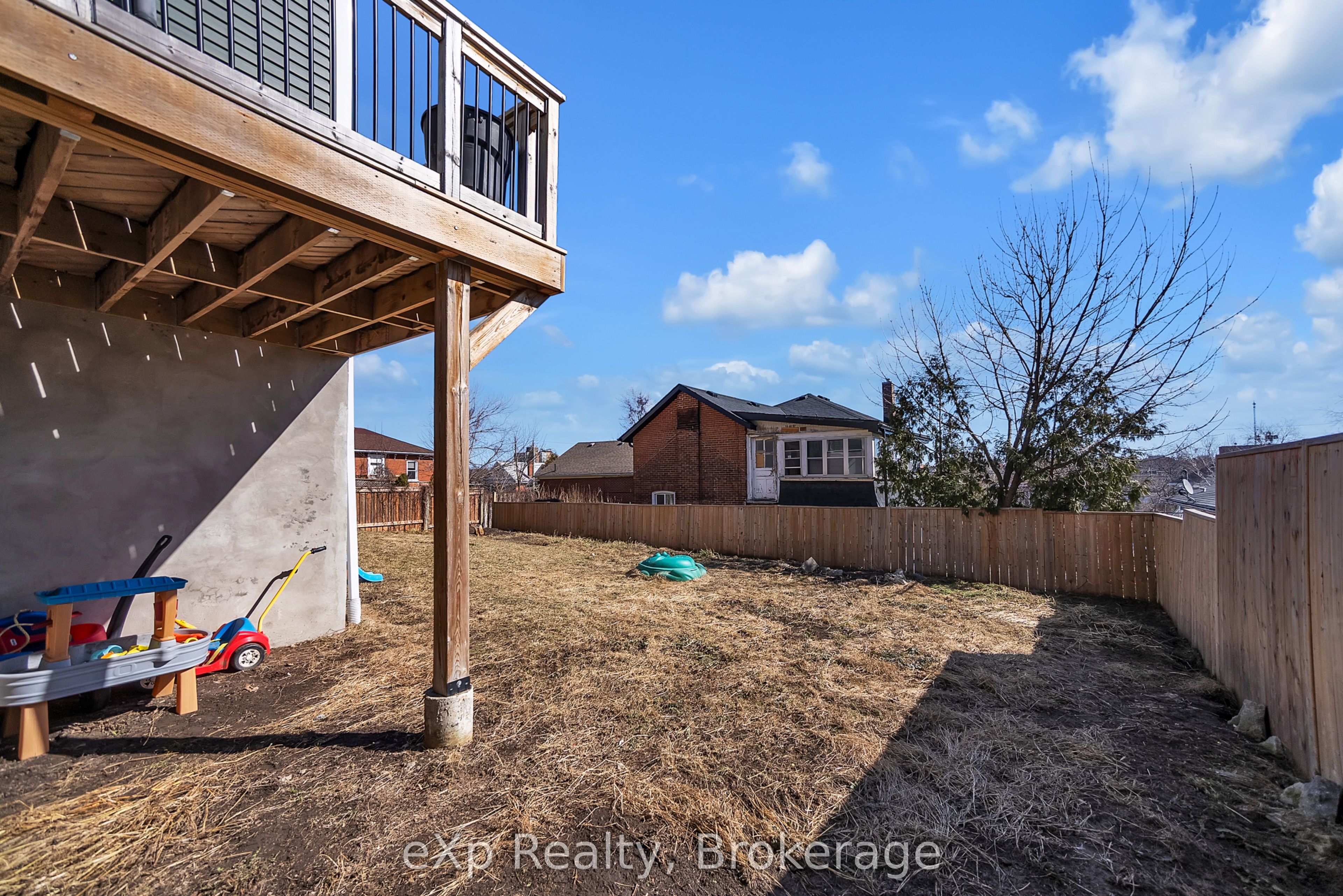 19 Isabel Street Property Photo 36