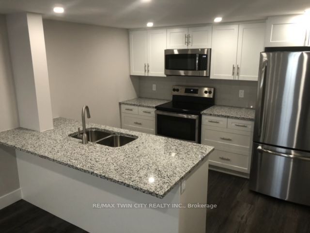 805 Rockway Drive Property Photo 10