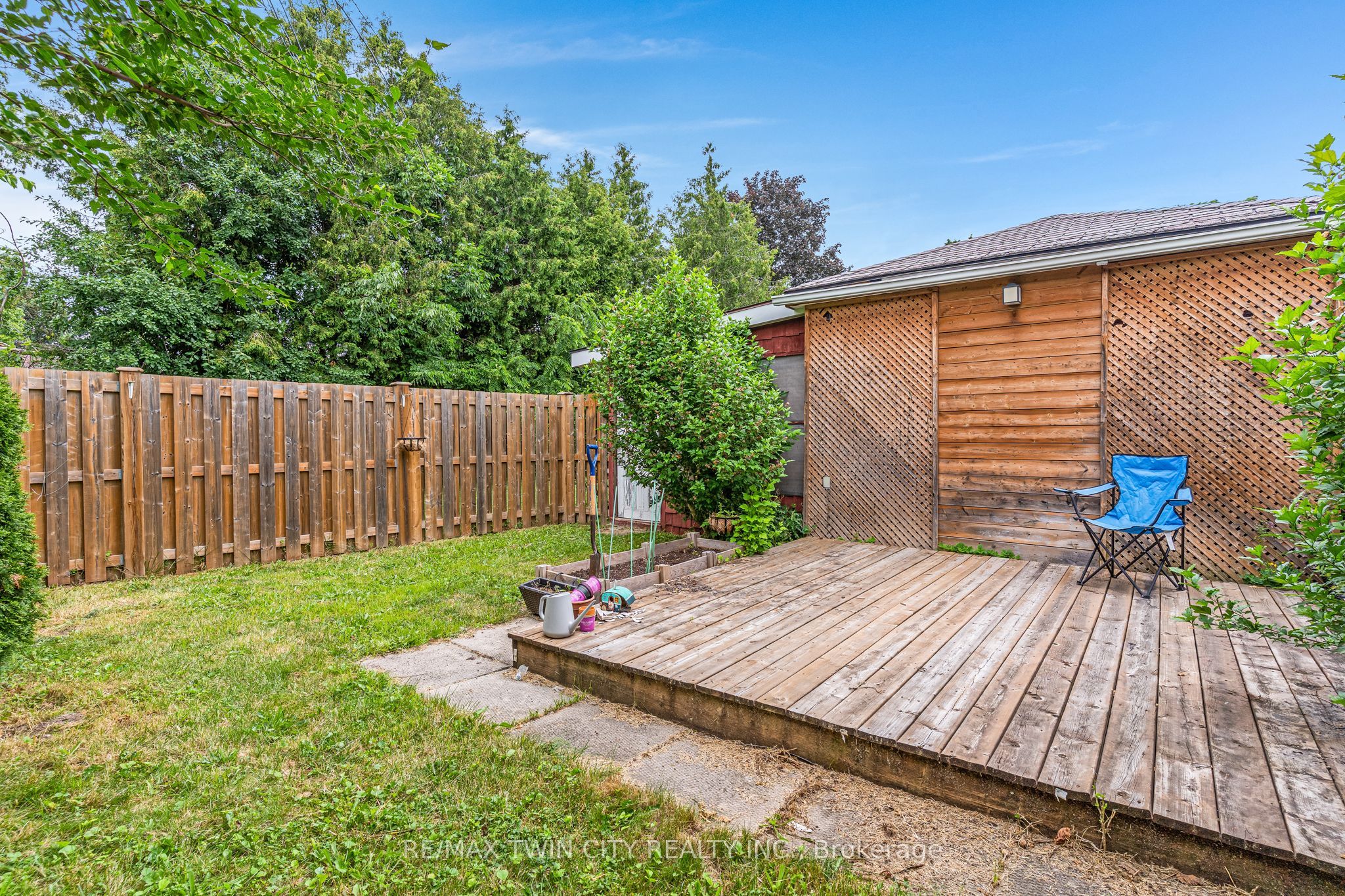 805 Rockway Drive Property Photo 23
