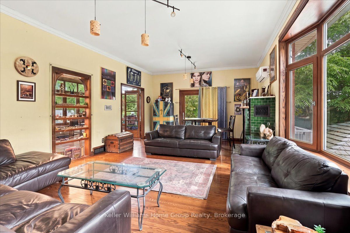 401 Laurel Street Property Photo 12