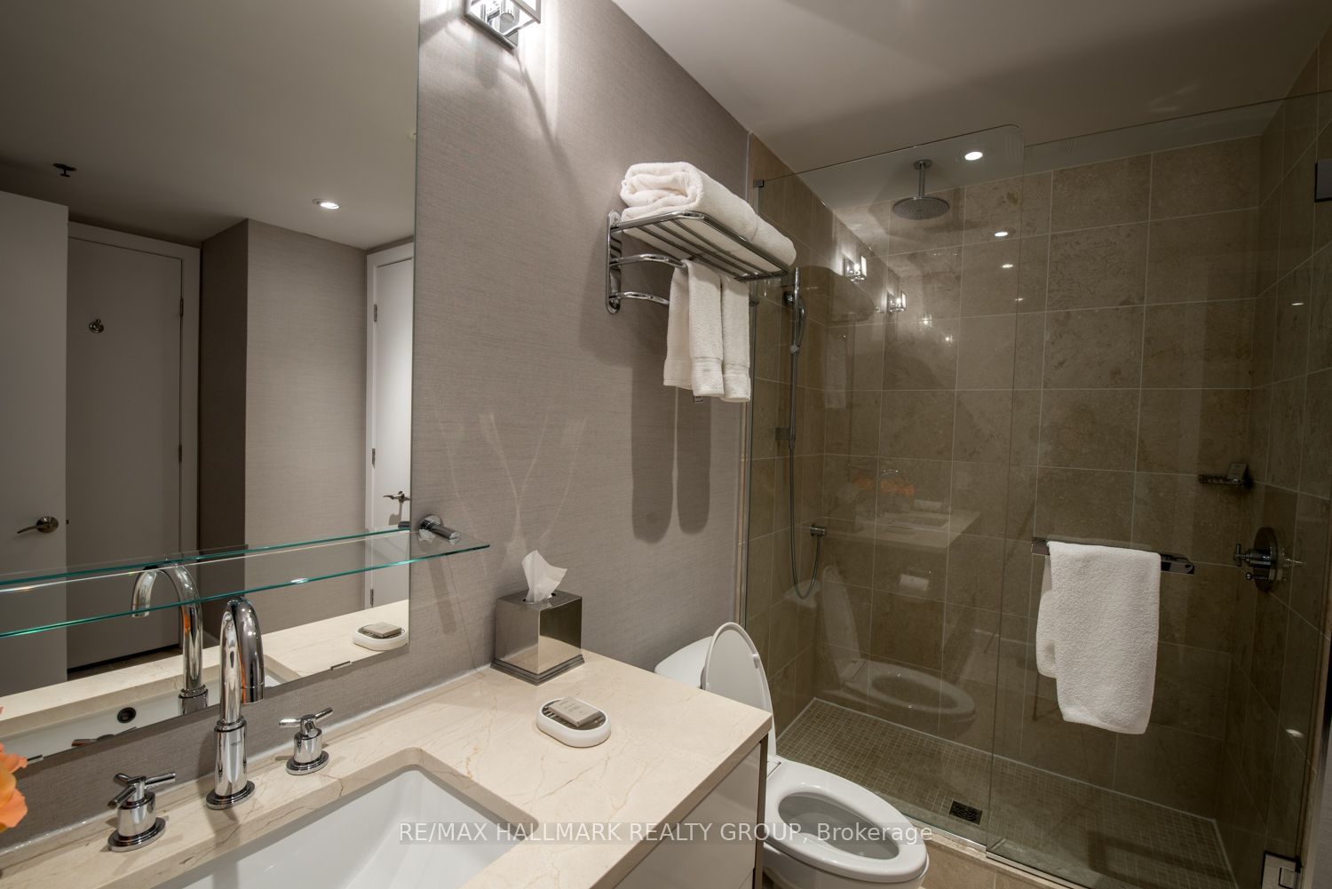 300 Lisgar Street 201 Property Photo 18