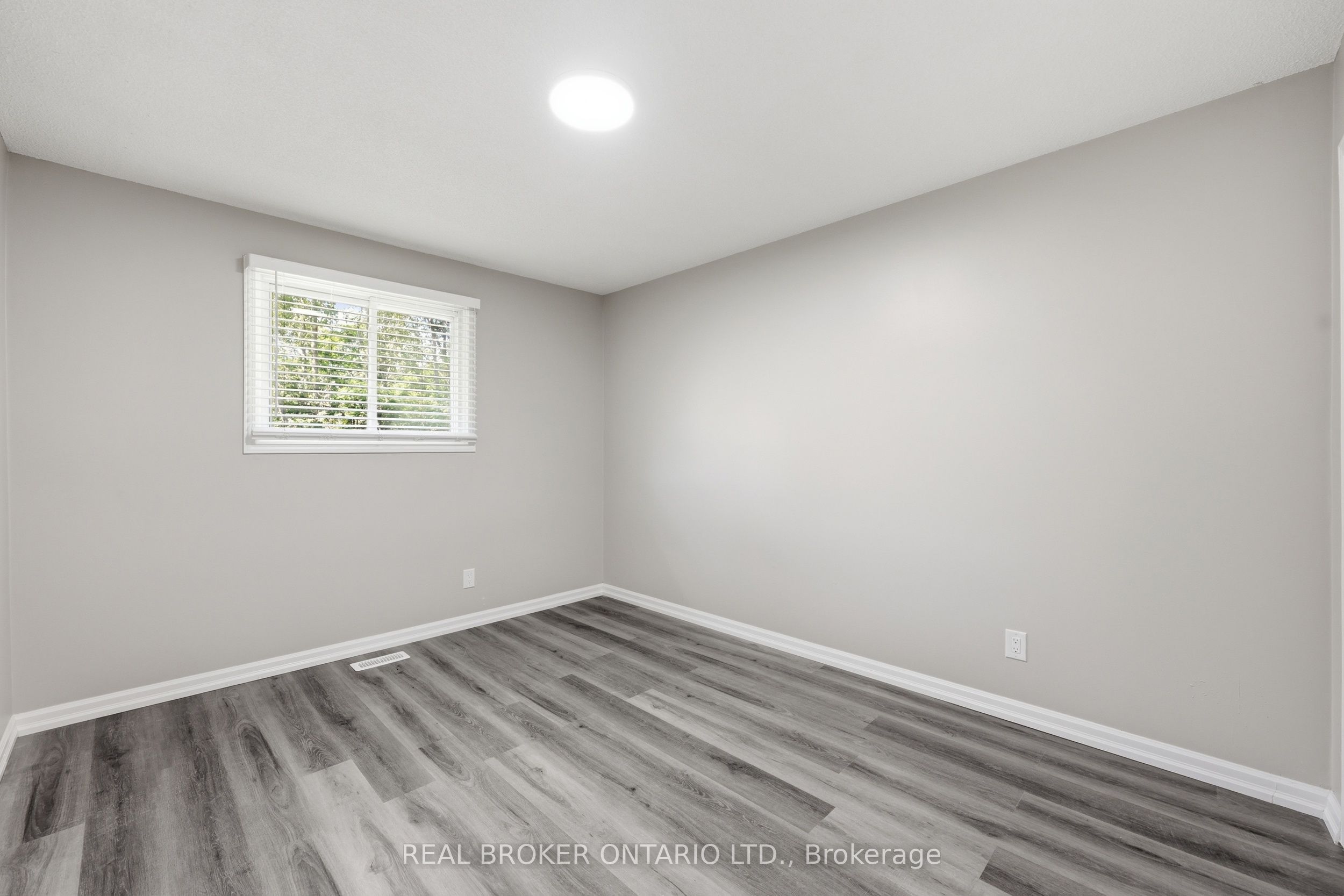 42 Terrace Avenue Property Photo 19