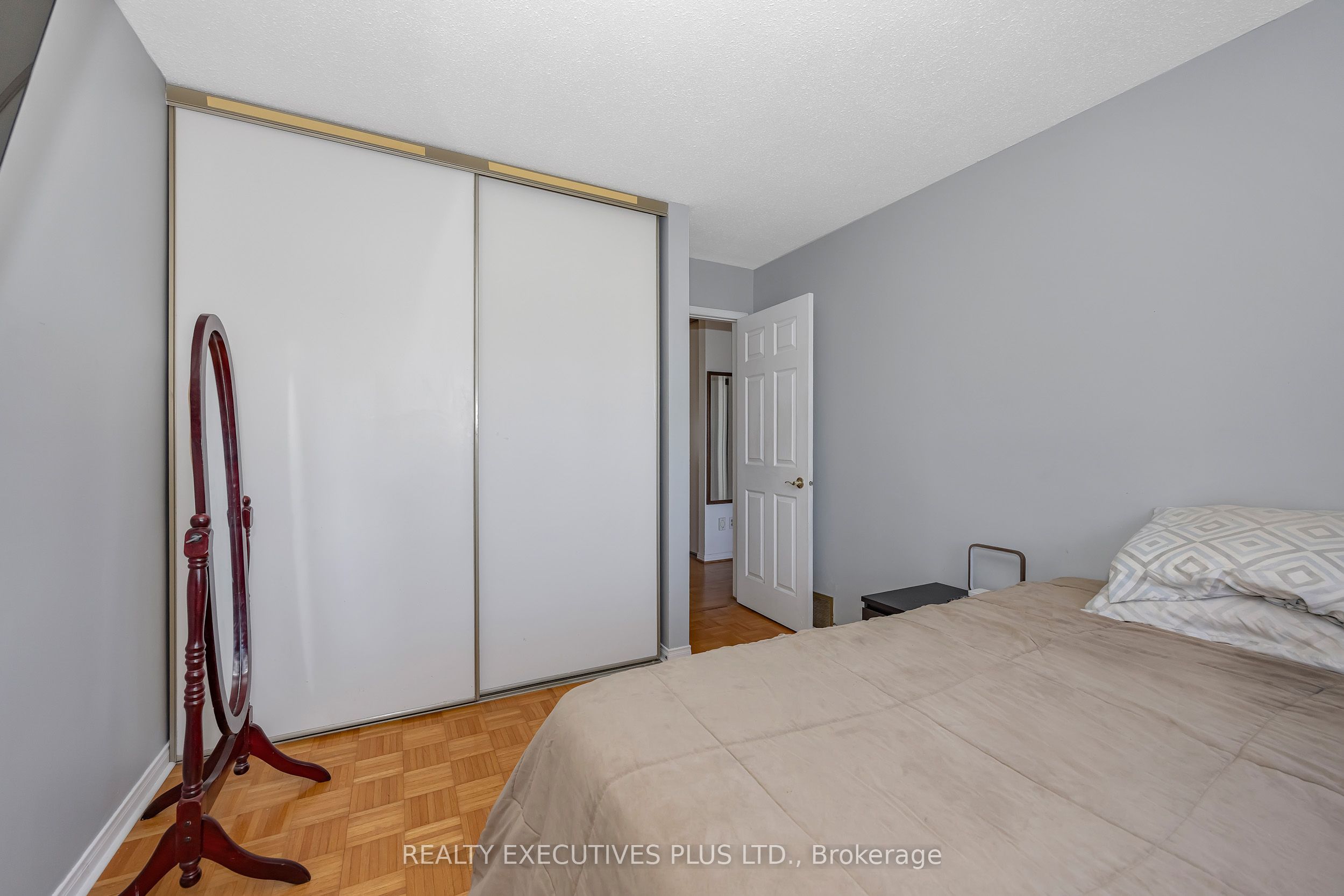 1649 Tupello Way Property Photo 26