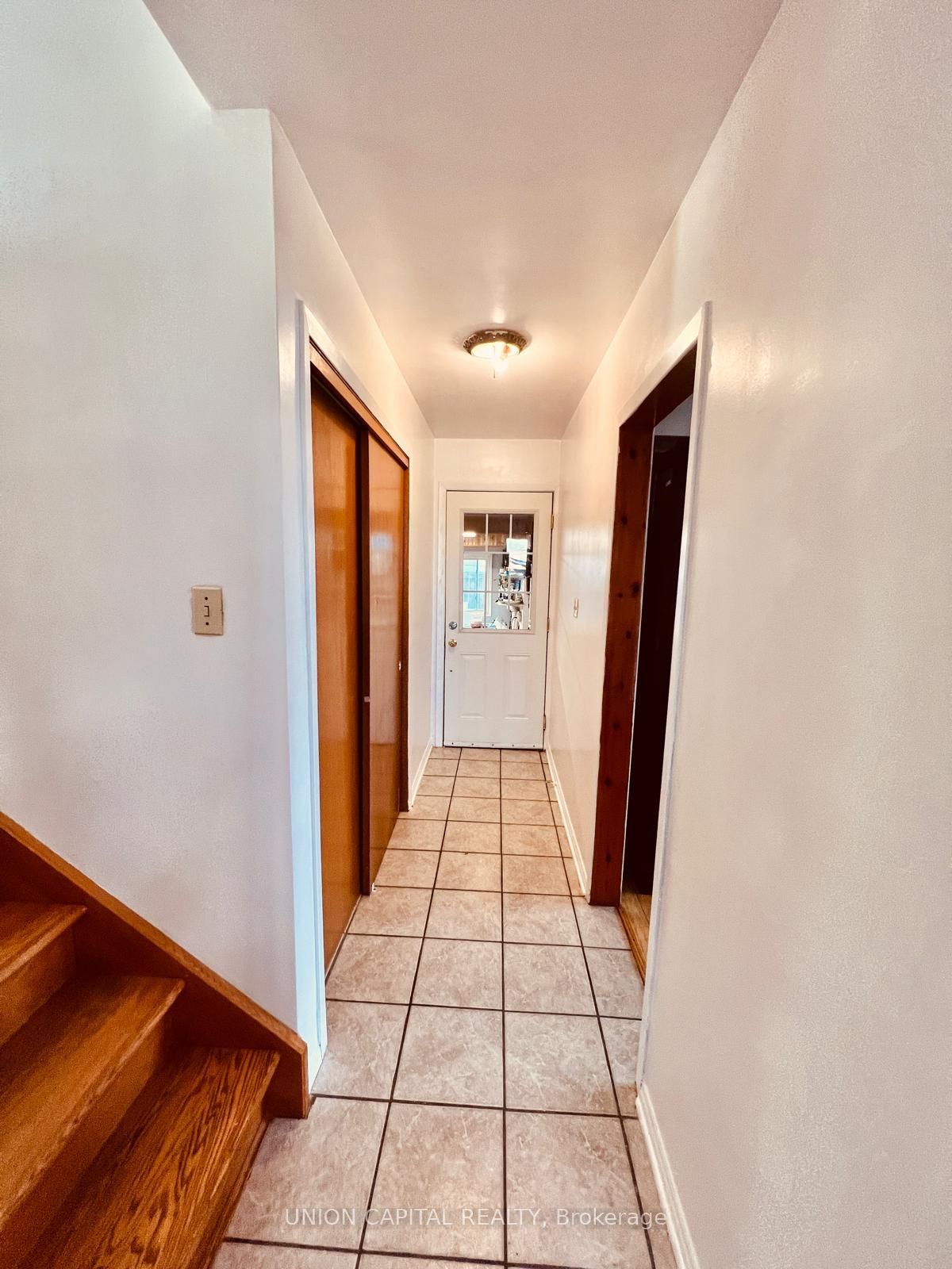2 Shetland Crescent Property Photo 7