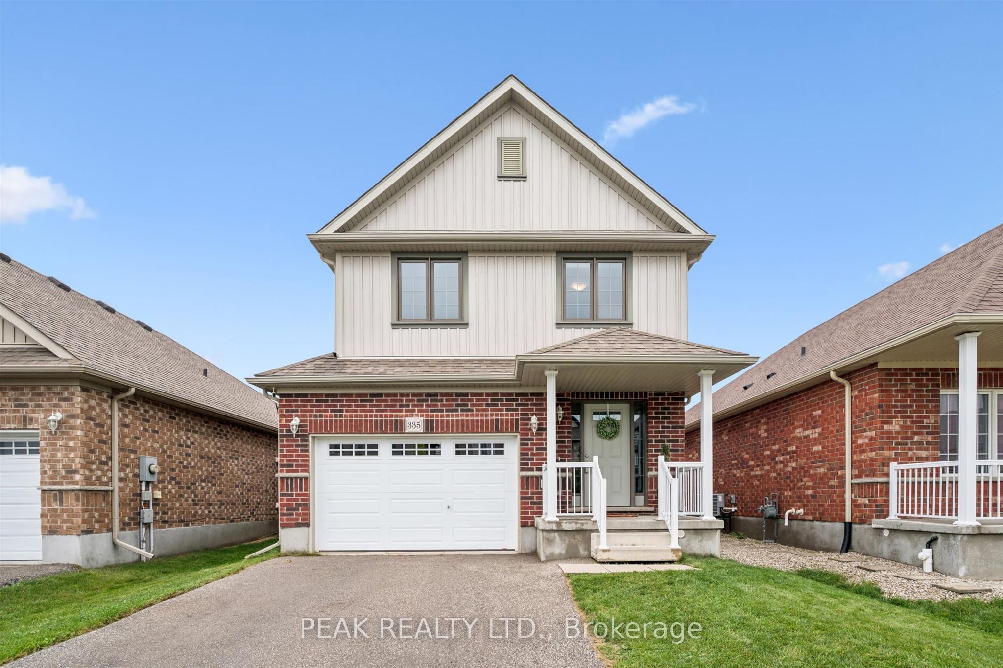 335 Finoro Crescent Property Photo 1