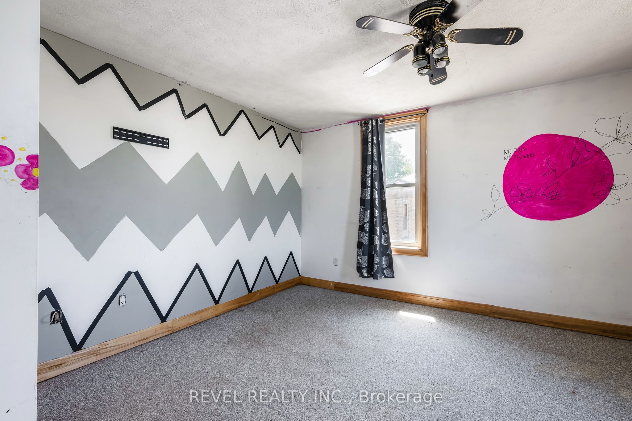 279 1st Ave Avenue S Property Photo 42