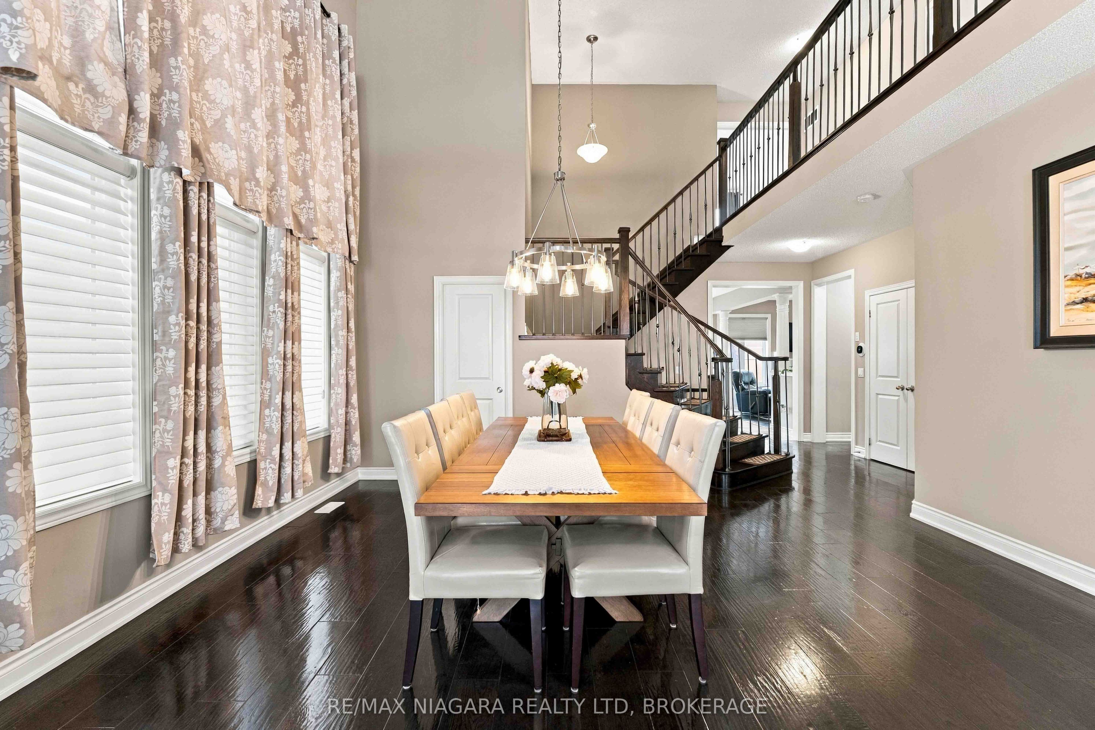 15 Fox Grape Road Property Photo 6