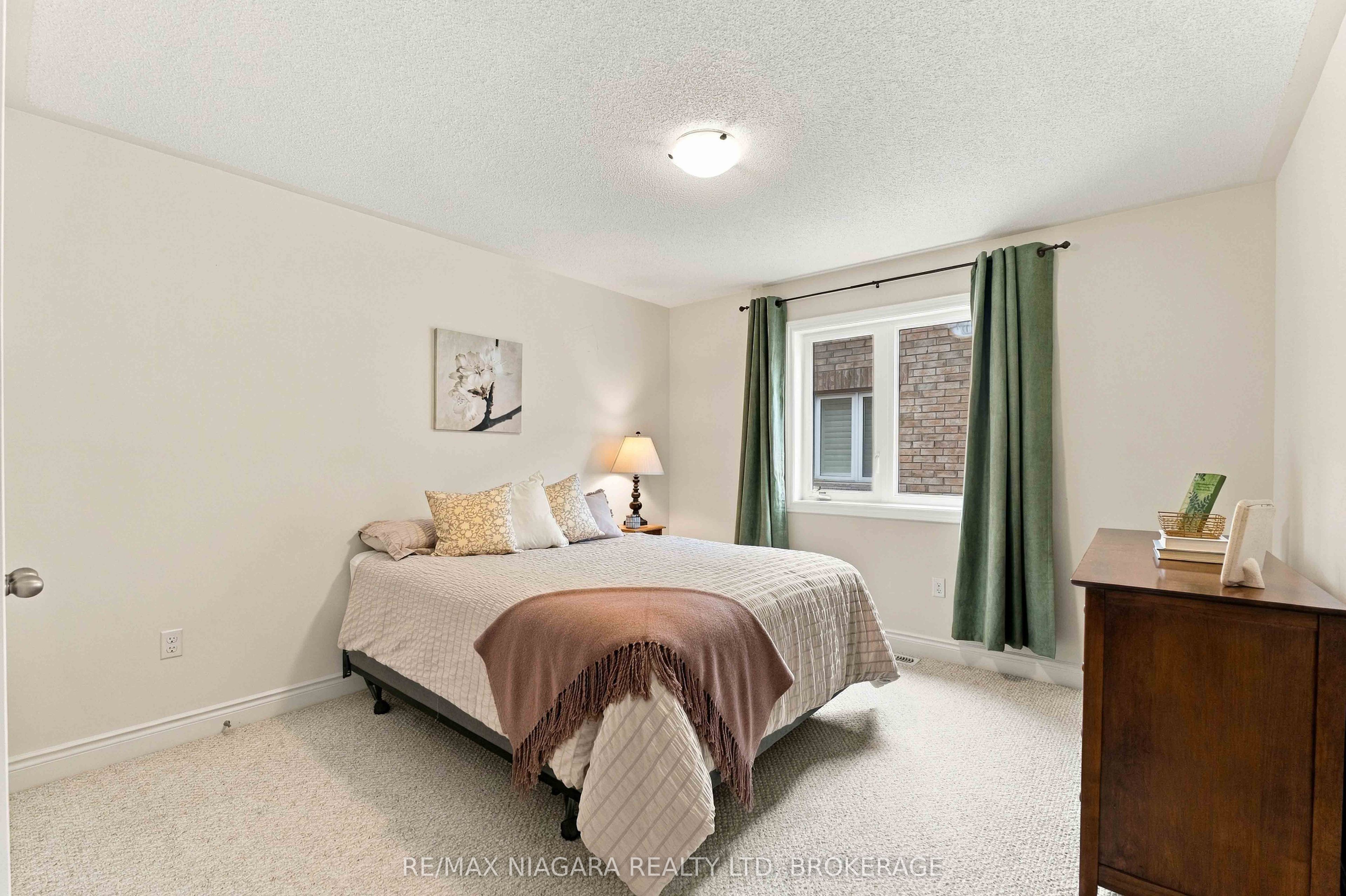 15 Fox Grape Road Property Photo 31