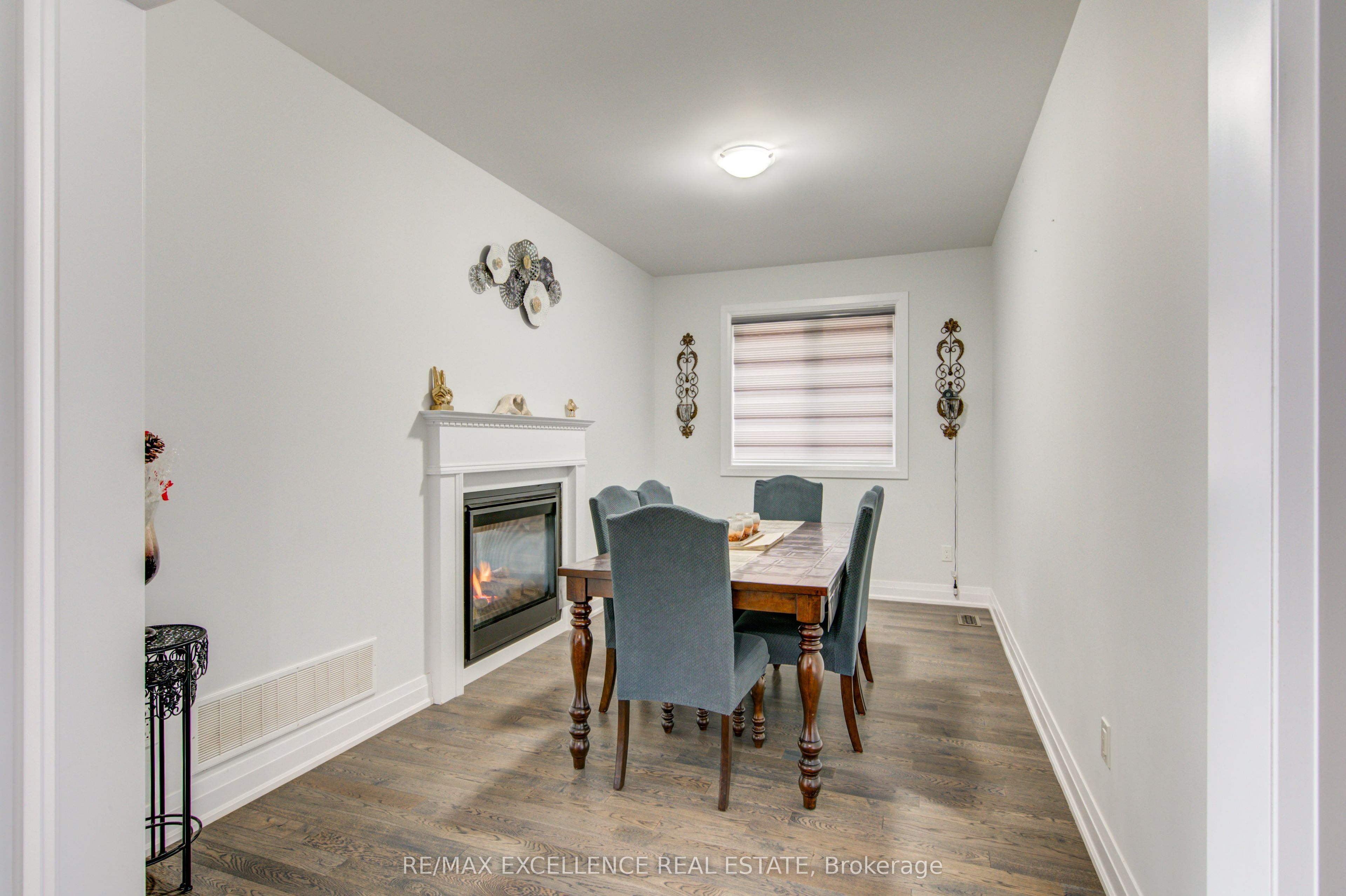 1080 Edinburgh Drive Property Photo 13